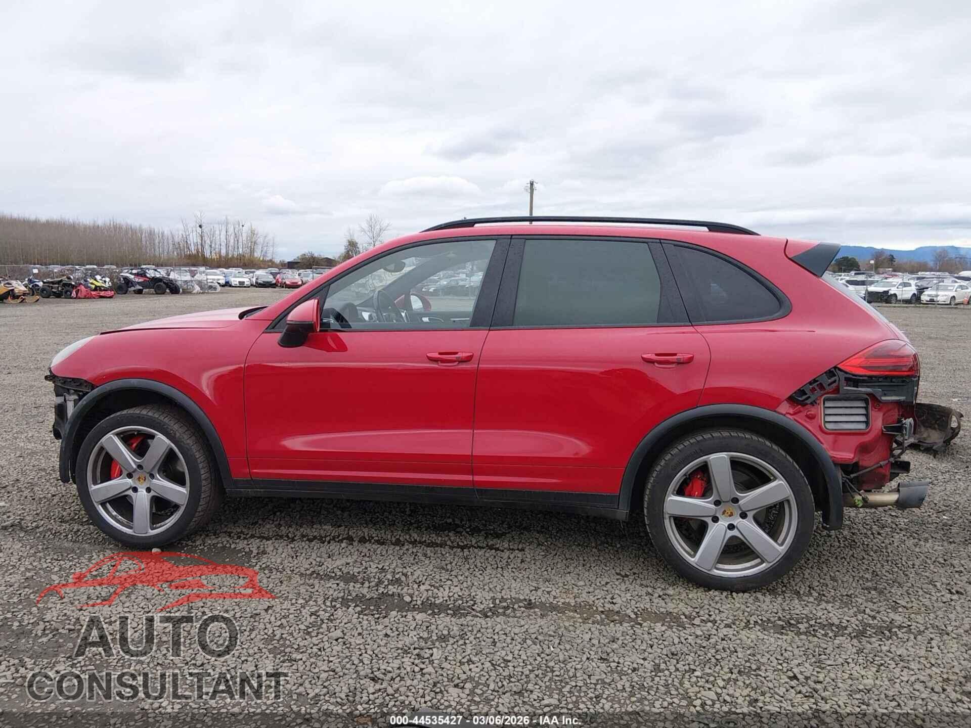 PORSCHE CAYENNE 2016 - WP1AC2A22GLA88340