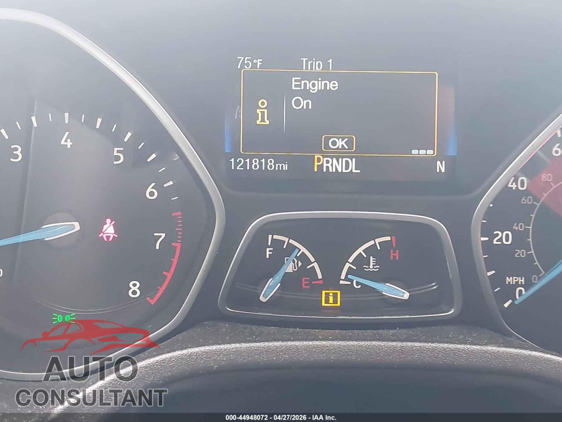 FORD FOCUS 2018 - 1FADP3F24JL278400