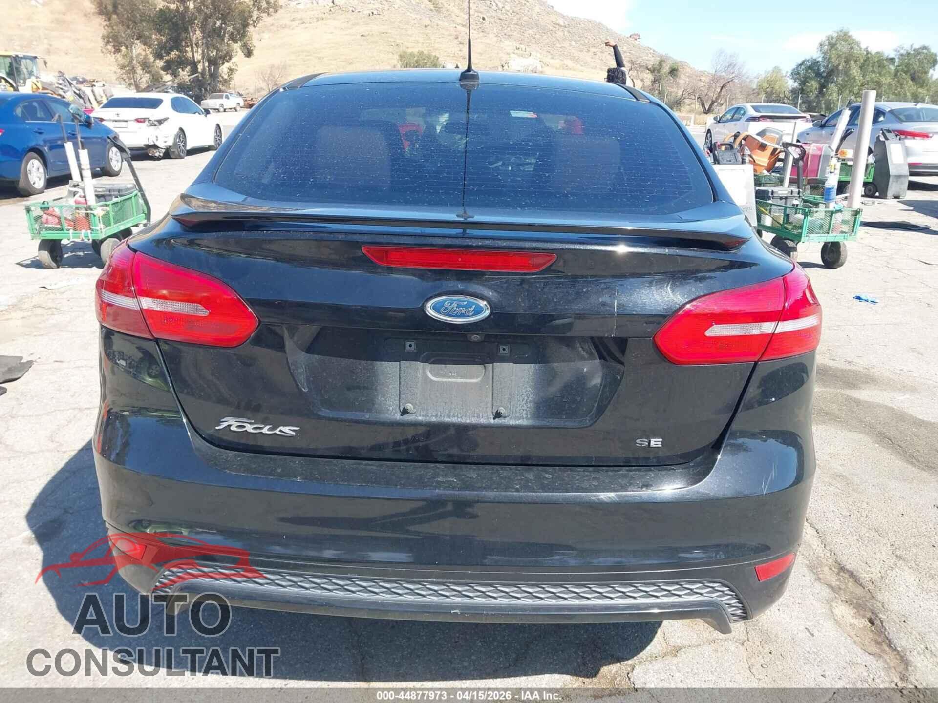 FORD FOCUS 2016 - 1FADP3F22GL268263