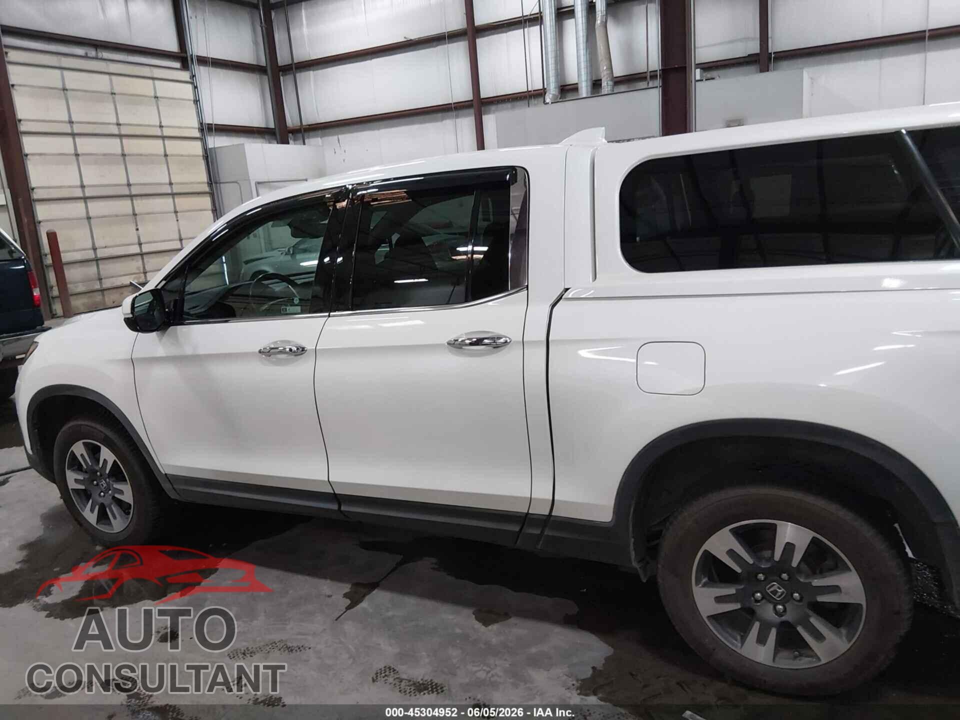 HONDA RIDGELINE 2018 - 5FPYK3F76JB016121