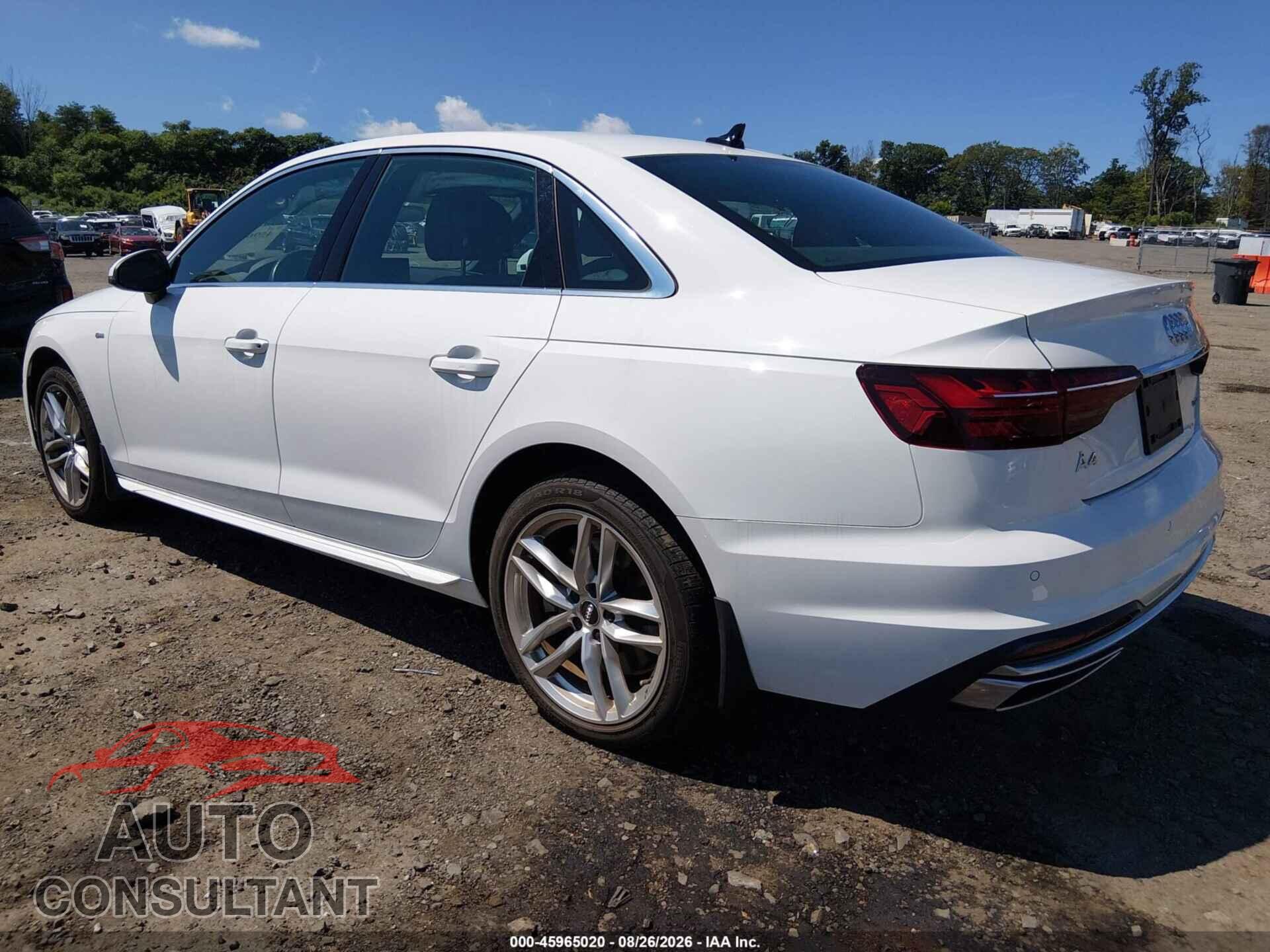 AUDI A4 2021 - WAUDAAF44MA018917