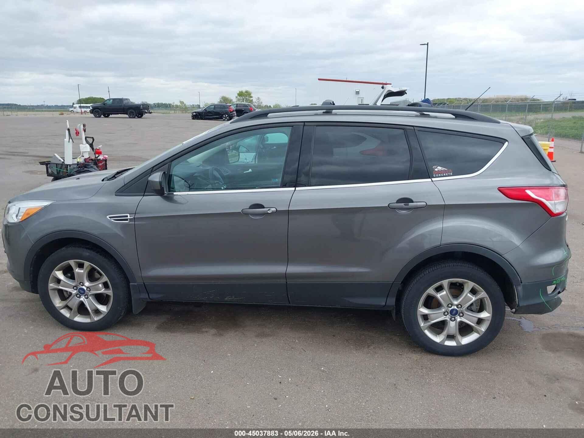 FORD ESCAPE 2013 - 1FMCU9G99DUC86242