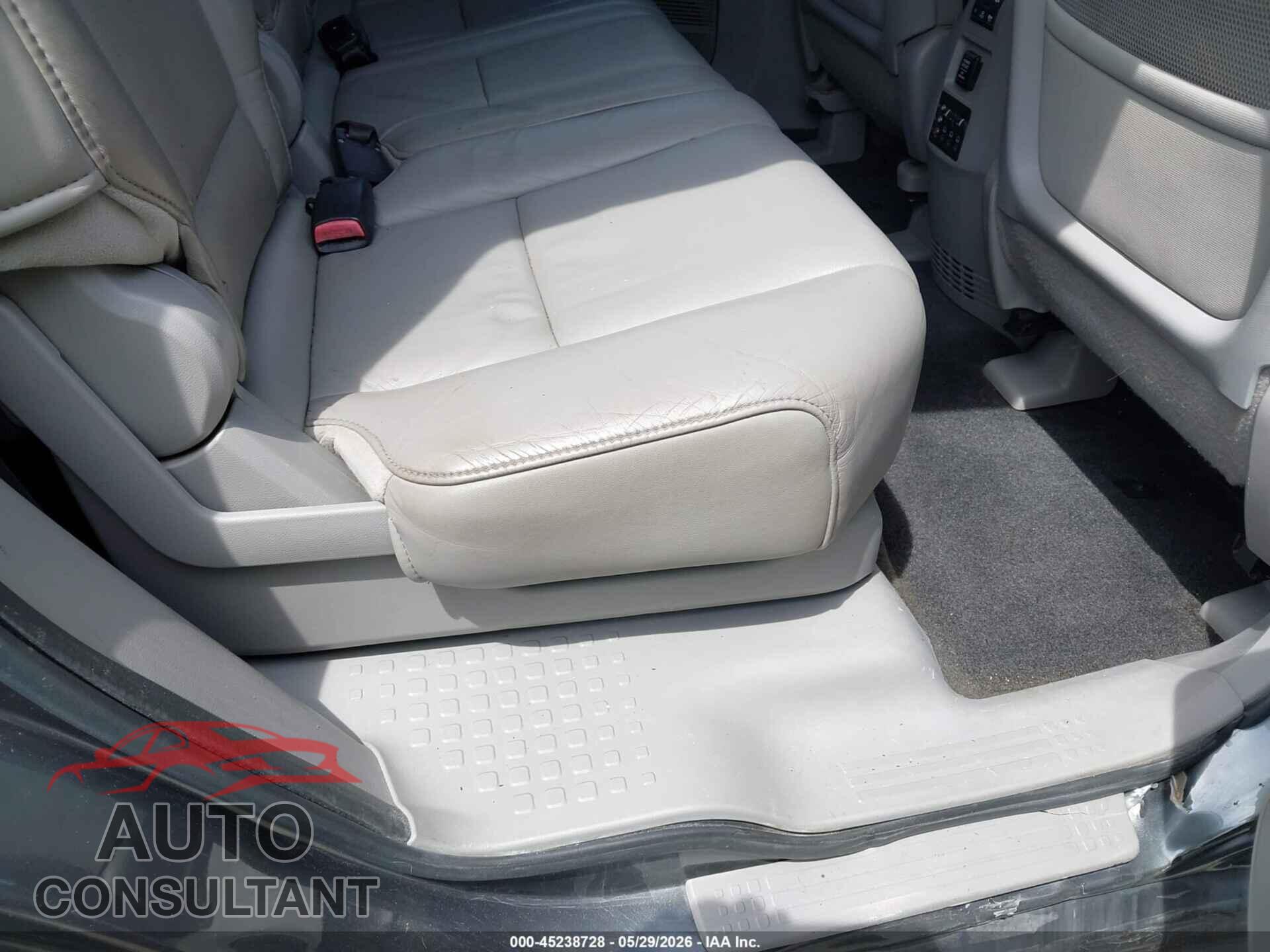 HONDA PILOT 2011 - 5FNYF3H66BB034735