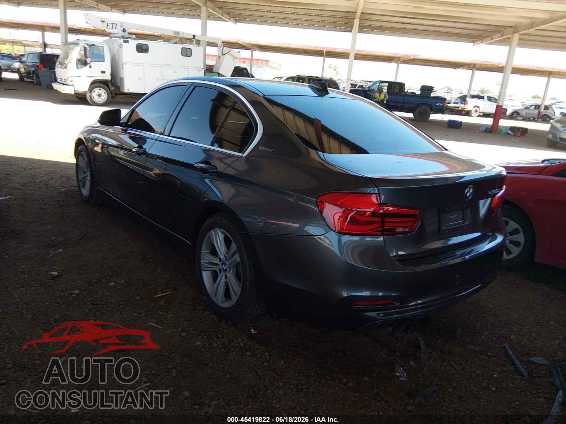 BMW 330E 2018 - WBA8E1C59JA762785