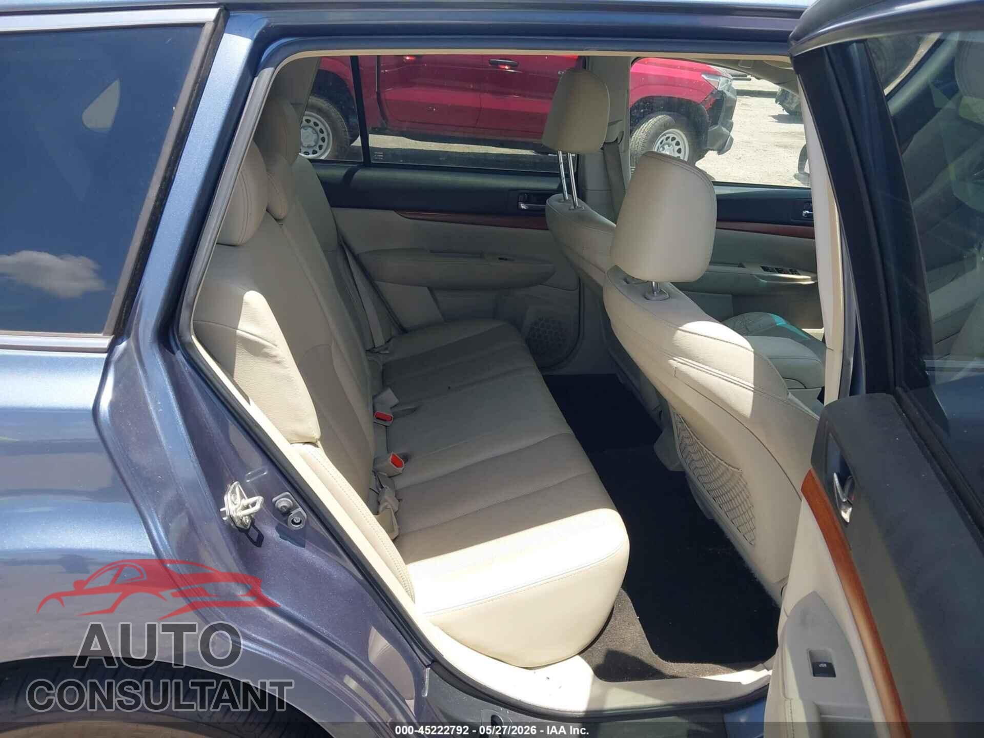SUBARU OUTBACK 2013 - 4S4BRCKC4D3241051