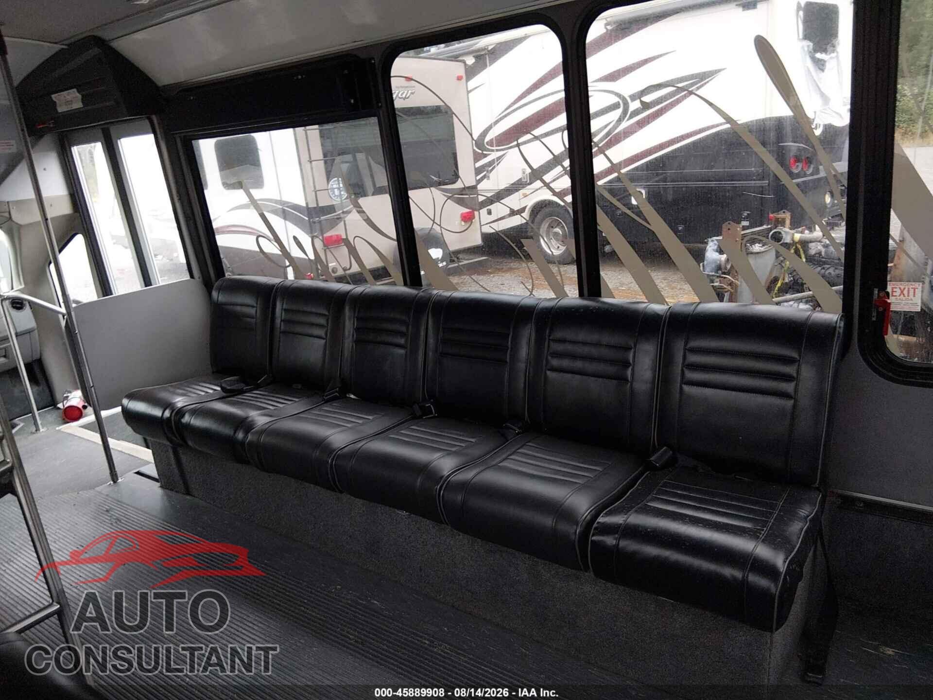 FORD E-350 CUTAWAY 2011 - 1FDEE3FS4BDB36494