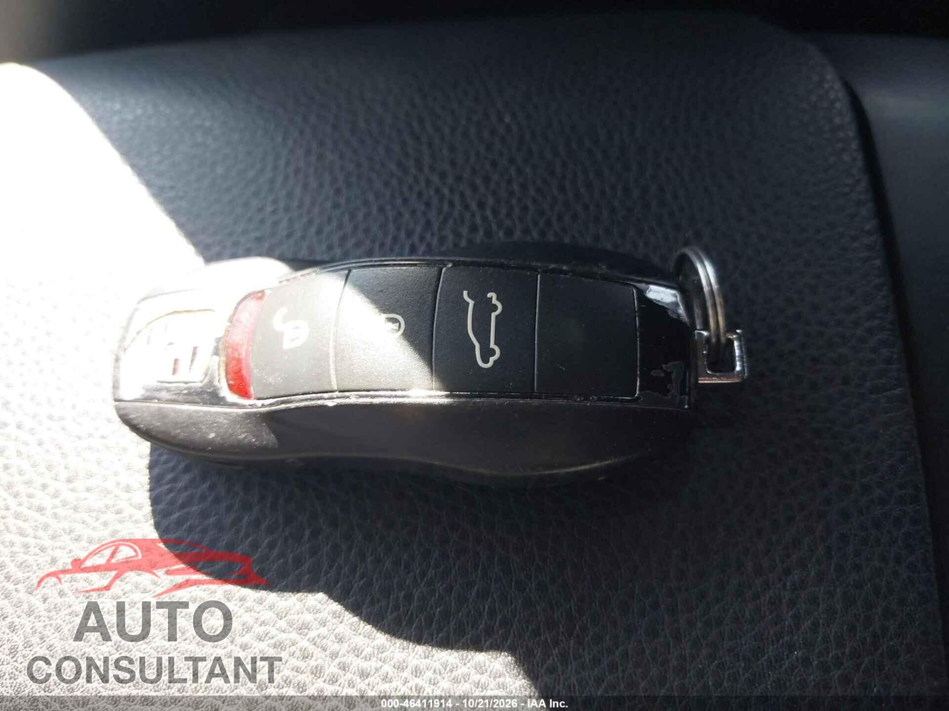 PORSCHE MACAN 2016 - WP1AB2A50GLB56602