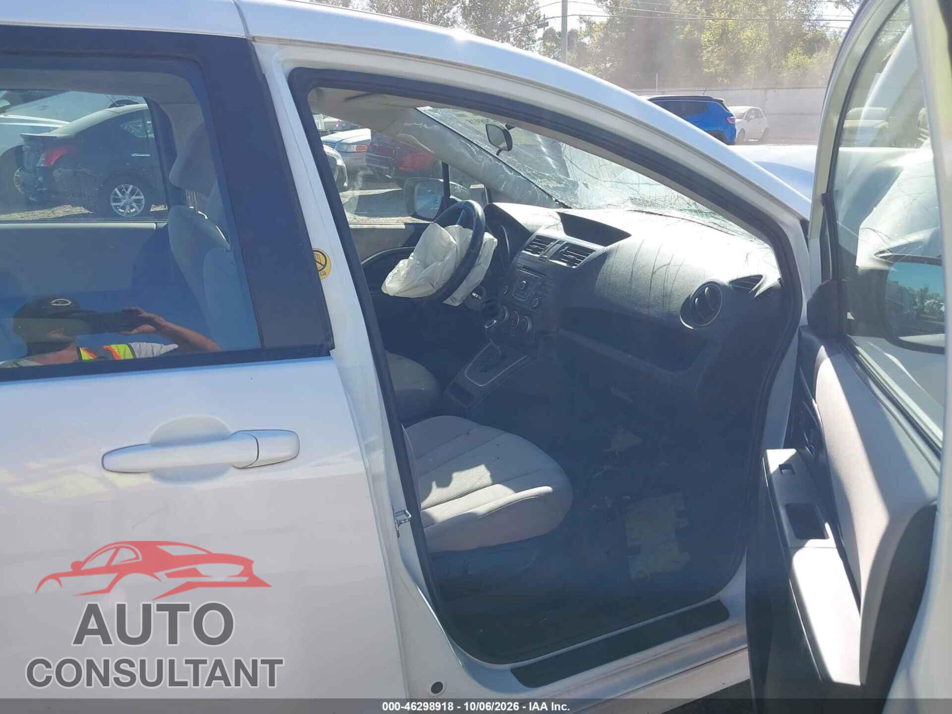 MAZDA MAZDA5 2014 - JM1CW2CL4E0166820