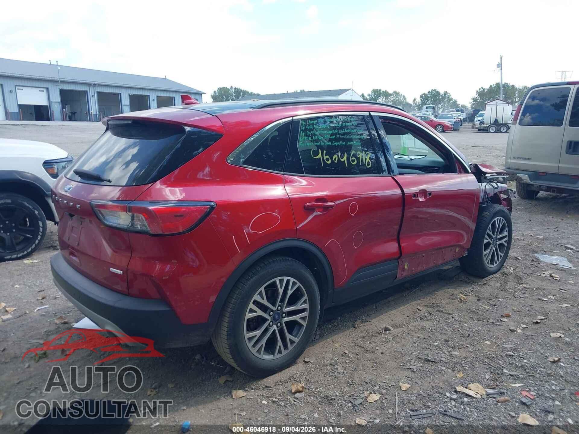 FORD ESCAPE 2020 - 1FMCU0H63LUA29320