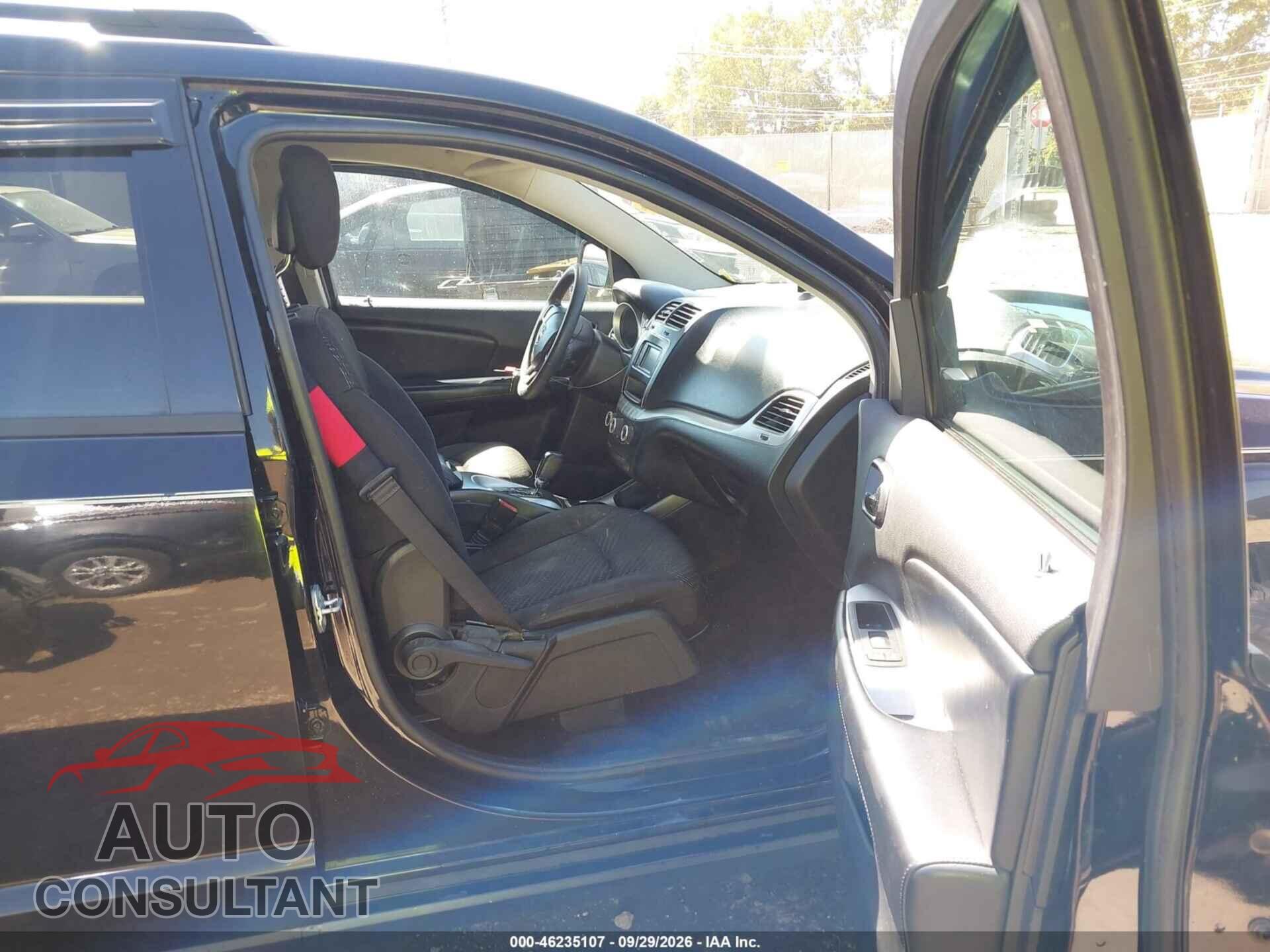 DODGE JOURNEY 2015 - 3C4PDCBG7FT668775