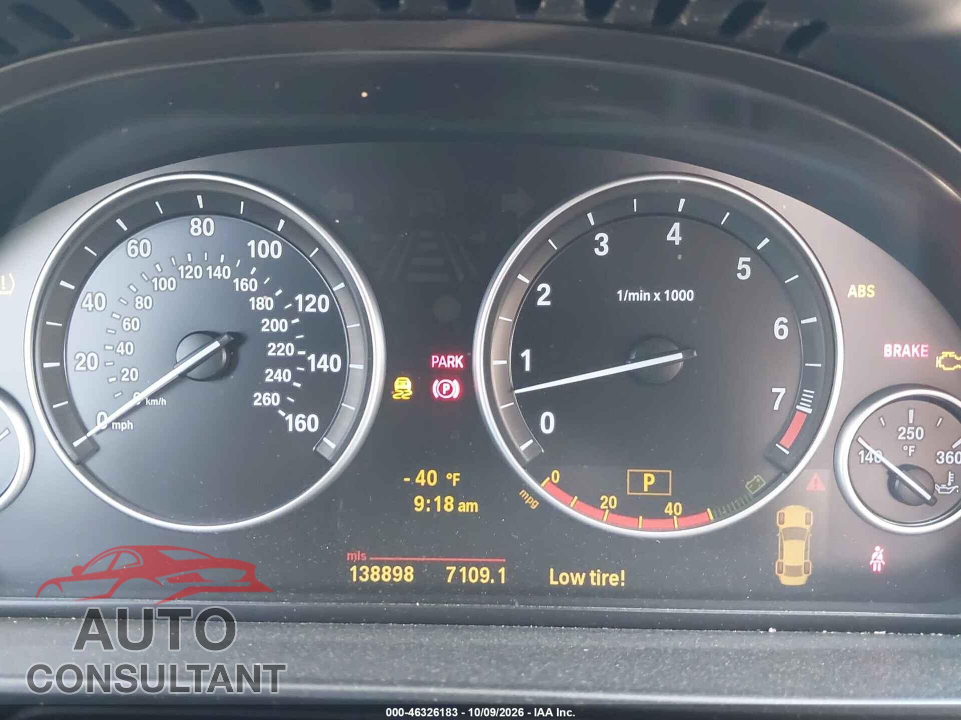 BMW 528I 2011 - WBAFR1C51BC740121