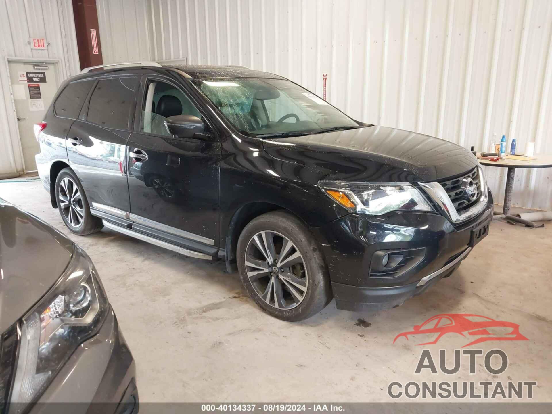 NISSAN PATHFINDER 2019 - 5N1DR2MM1KC634026