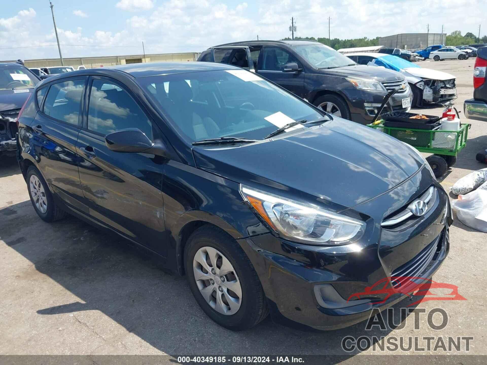 HYUNDAI ACCENT 2017 - KMHCT5AE8HU331646