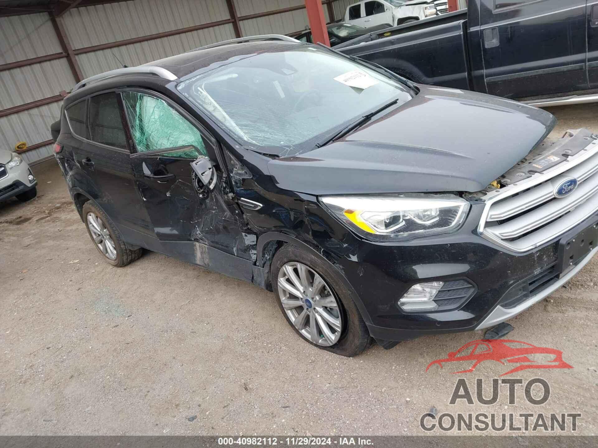 FORD ESCAPE 2018 - 1FMCU9J98JUA28380