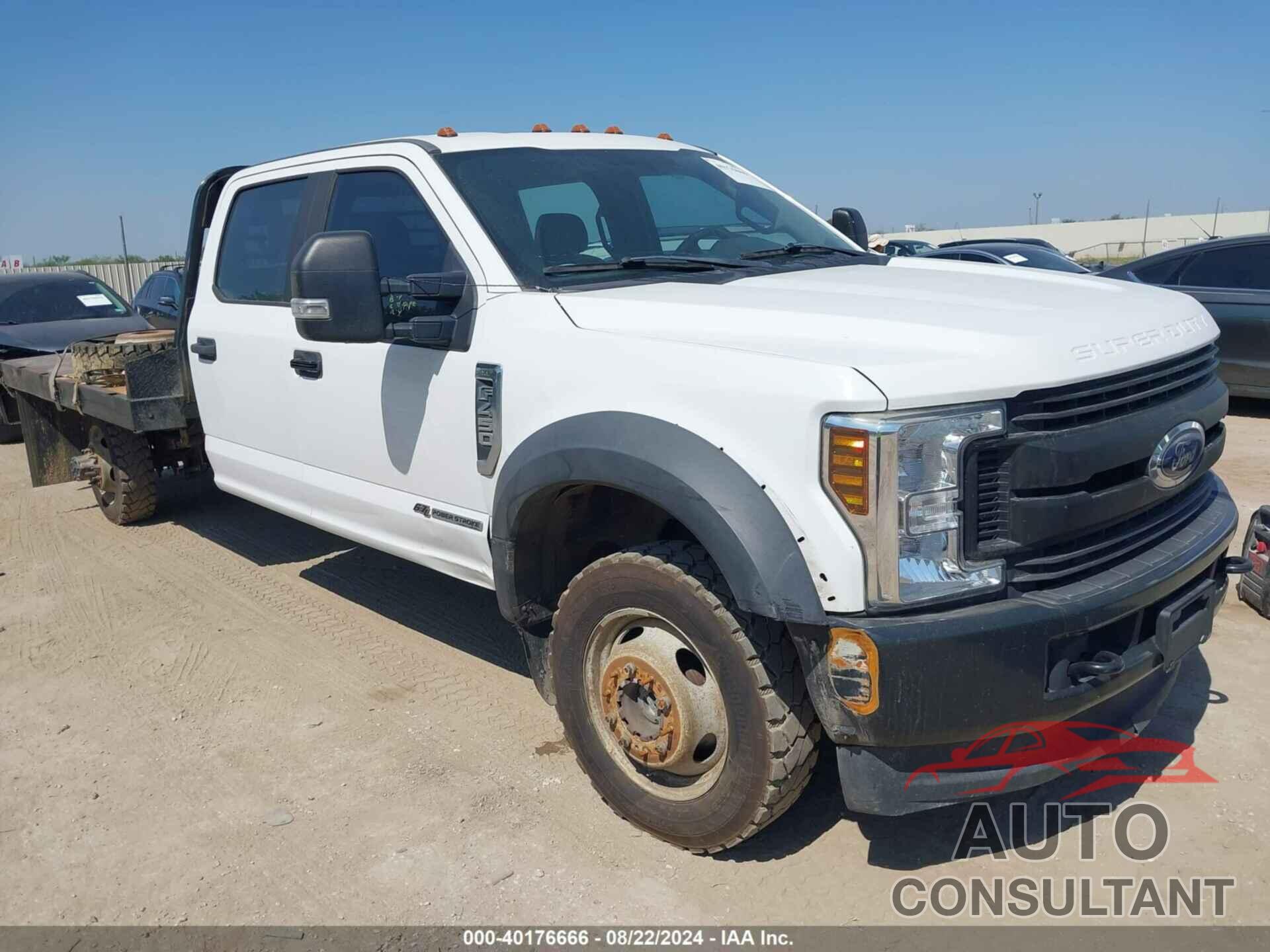 FORD F-450 CHASSIS 2019 - 1FD0W4HT5KED38404