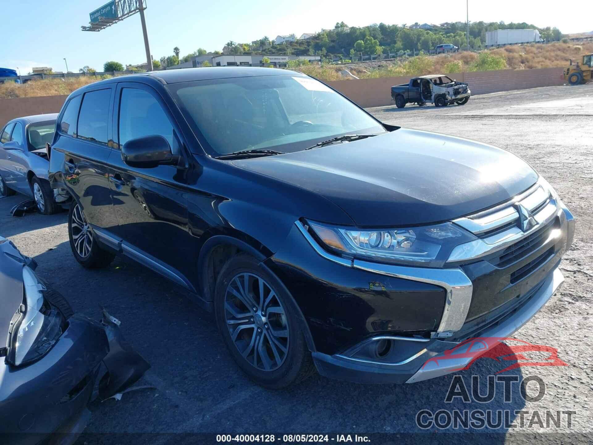 MITSUBISHI OUTLANDER 2018 - JA4AD2A31JZ043007