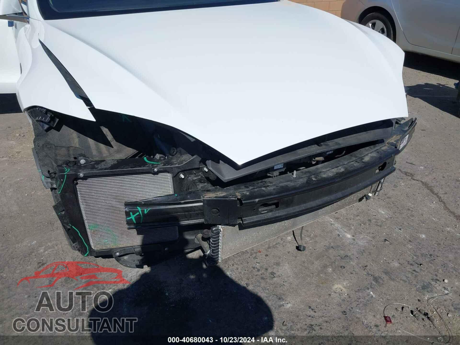 TESLA MODEL S 2015 - 5YJSA1E2XFF107833
