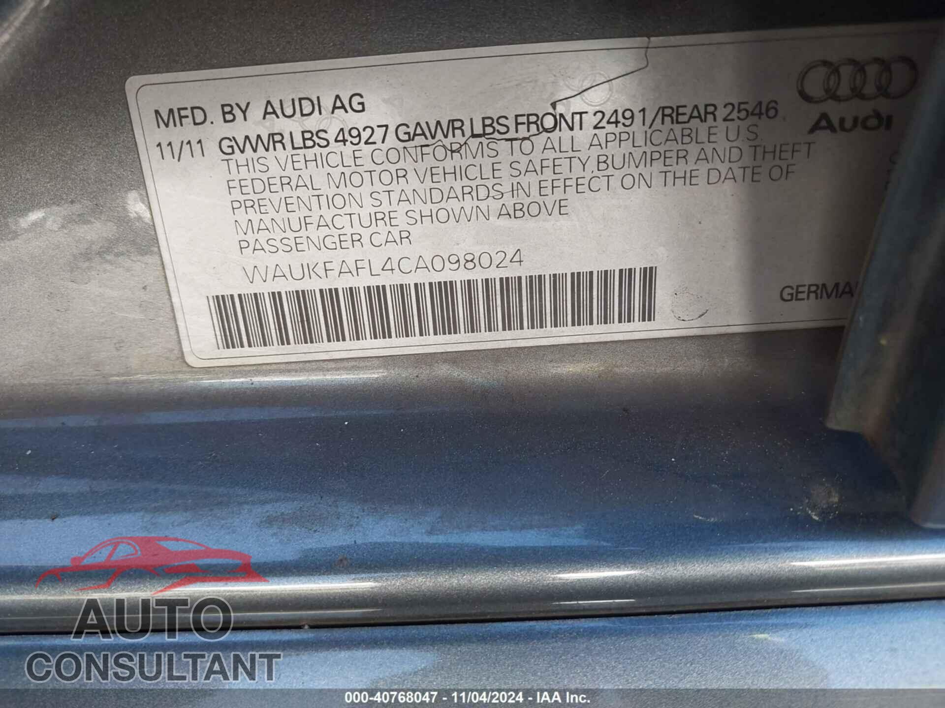 AUDI A4 2012 - WAUKFAFL4CA098024