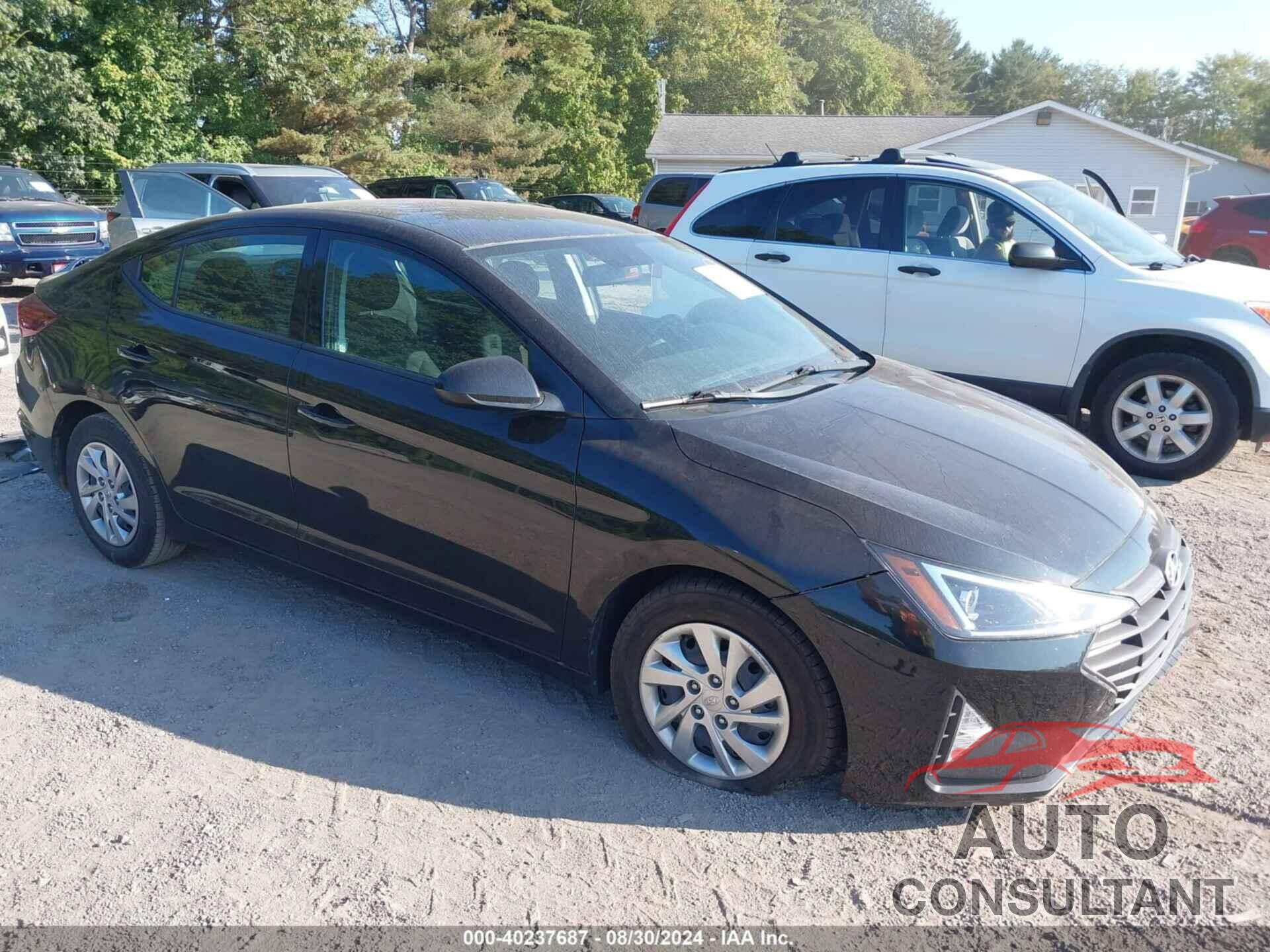 HYUNDAI ELANTRA 2019 - KMHD74LF3KU778157