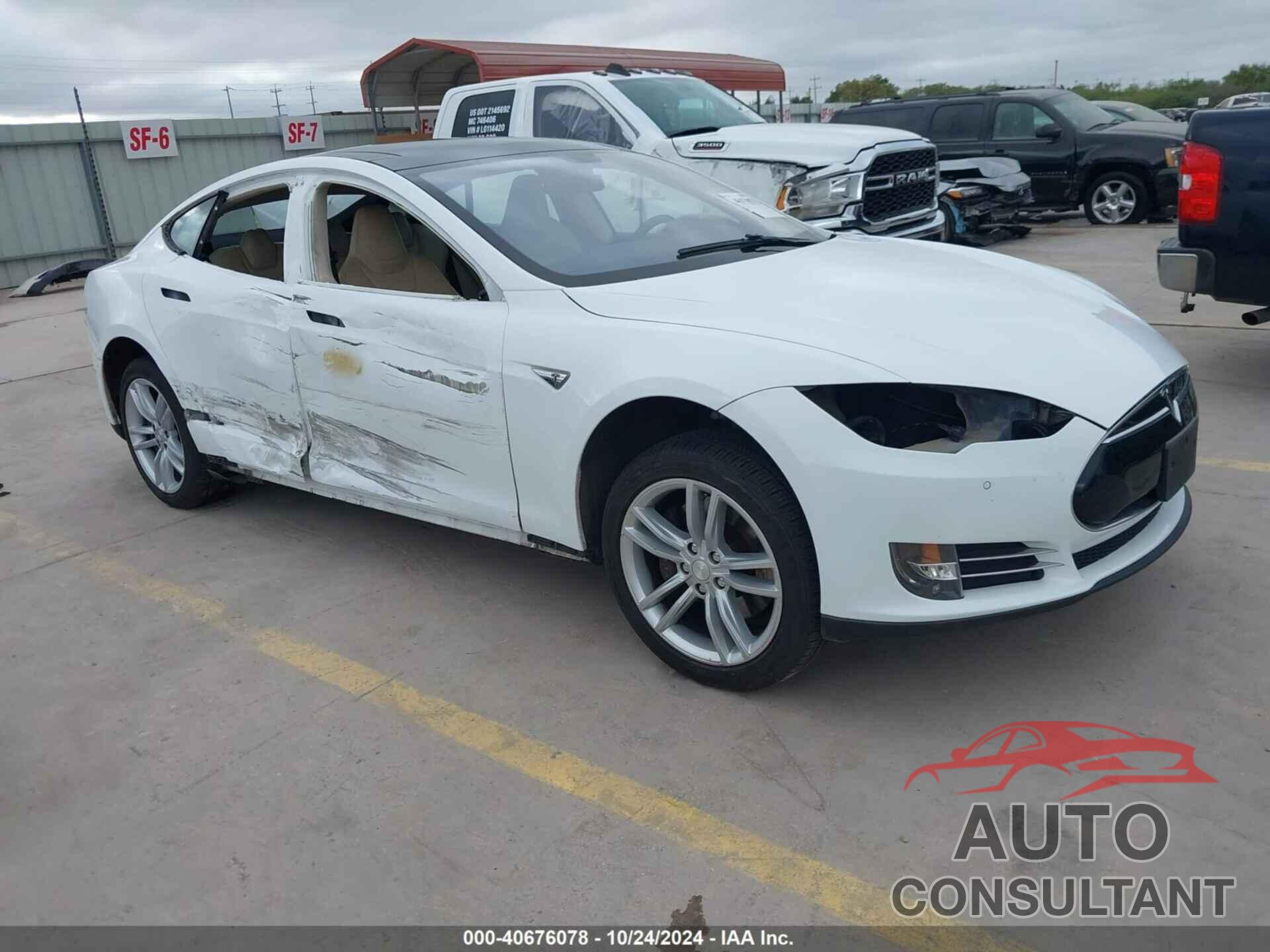 TESLA MODEL S 2013 - 5YJSA1DNXDFP18941