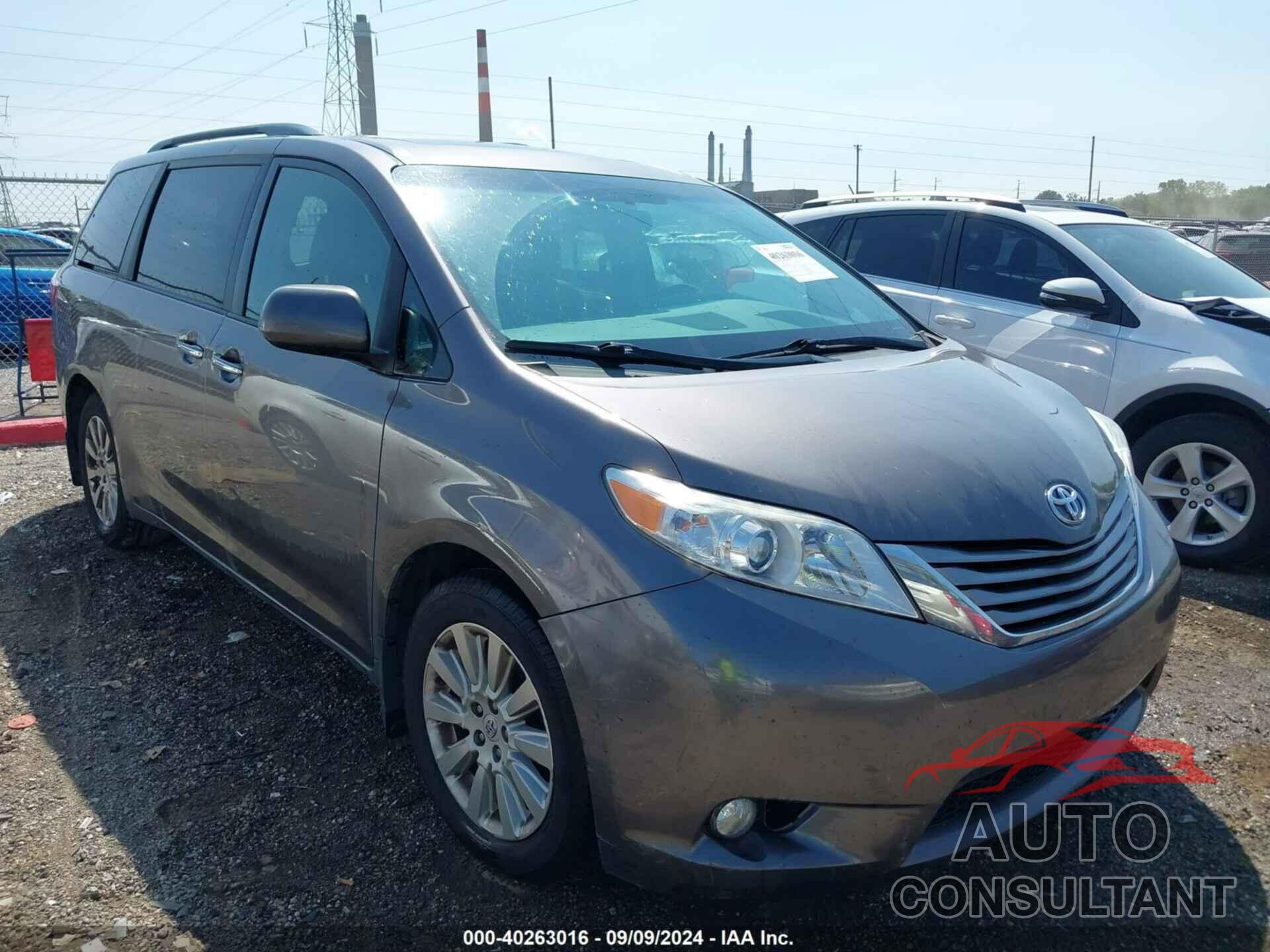 TOYOTA SIENNA 2015 - 5TDDK3DC0FS119108