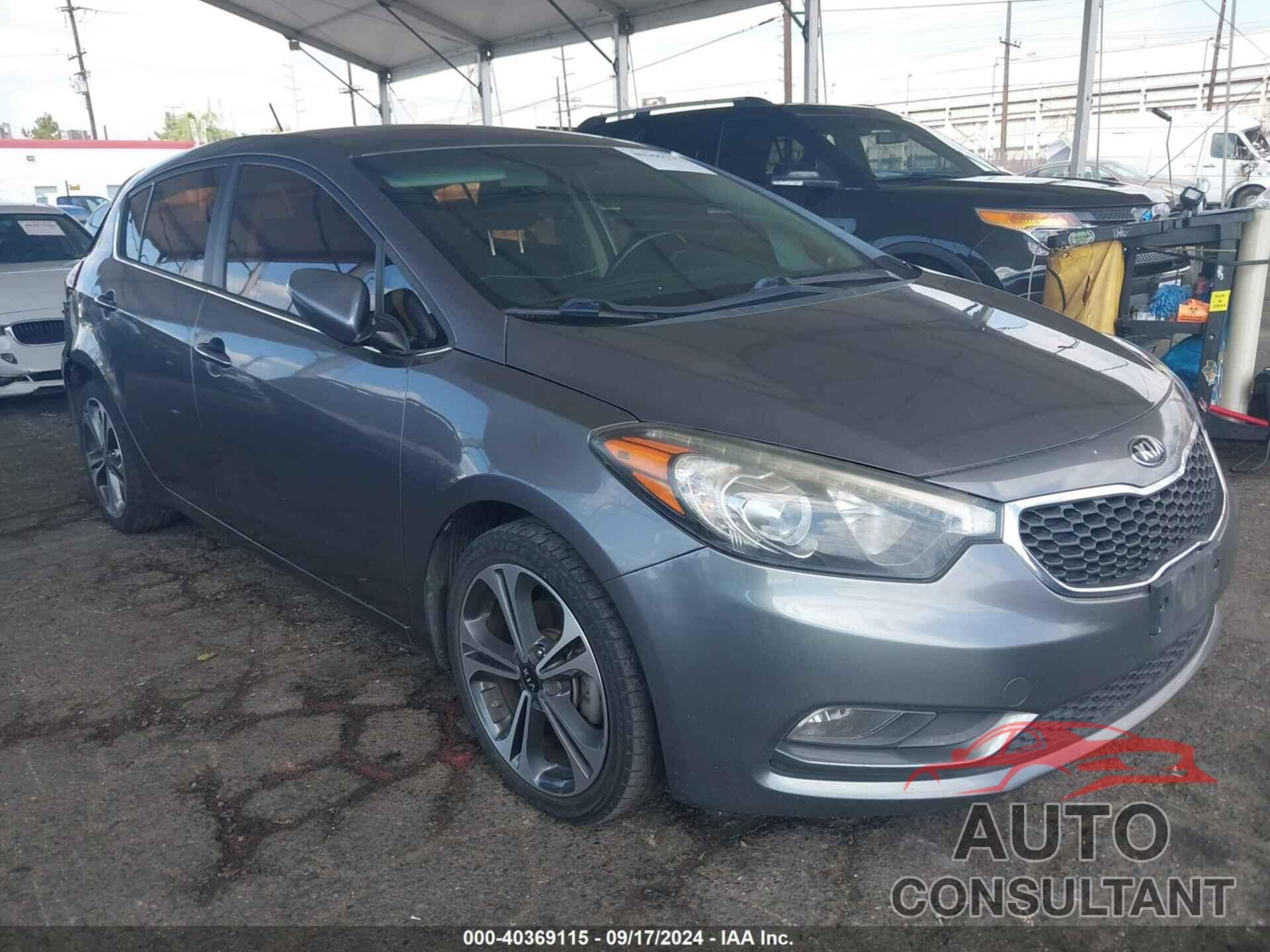 KIA FORTE 2016 - KNAFX5A85G5491585