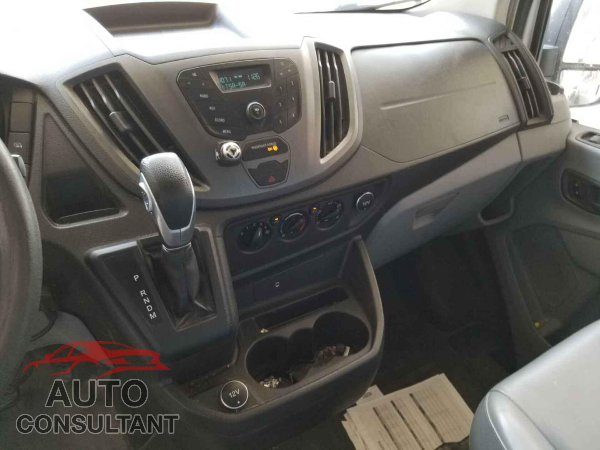 FORD TRANSIT 2017 - 1FTYR1CM9HKA90763