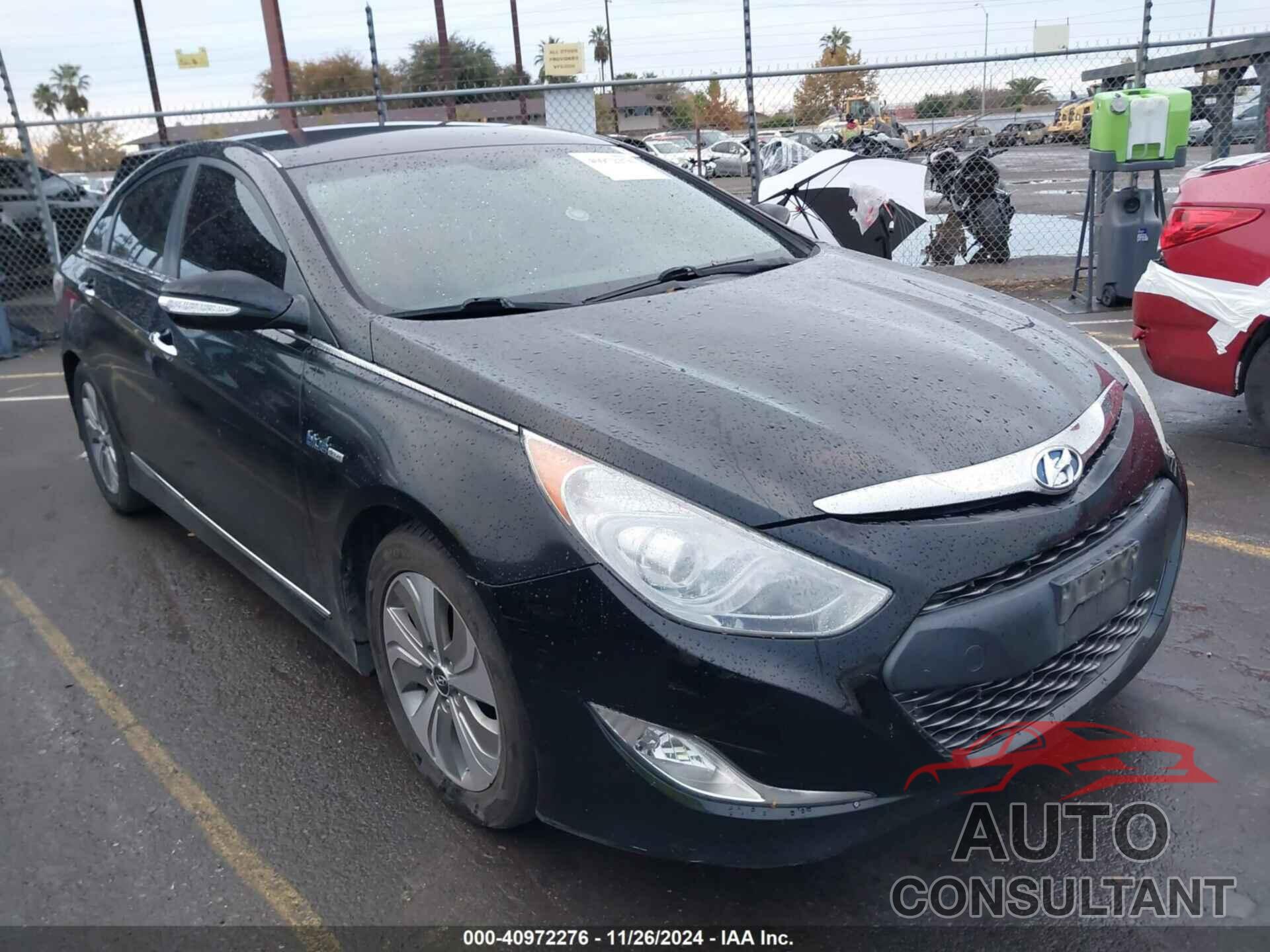 HYUNDAI SONATA HYBRID 2013 - KMHEC4A40DA100780