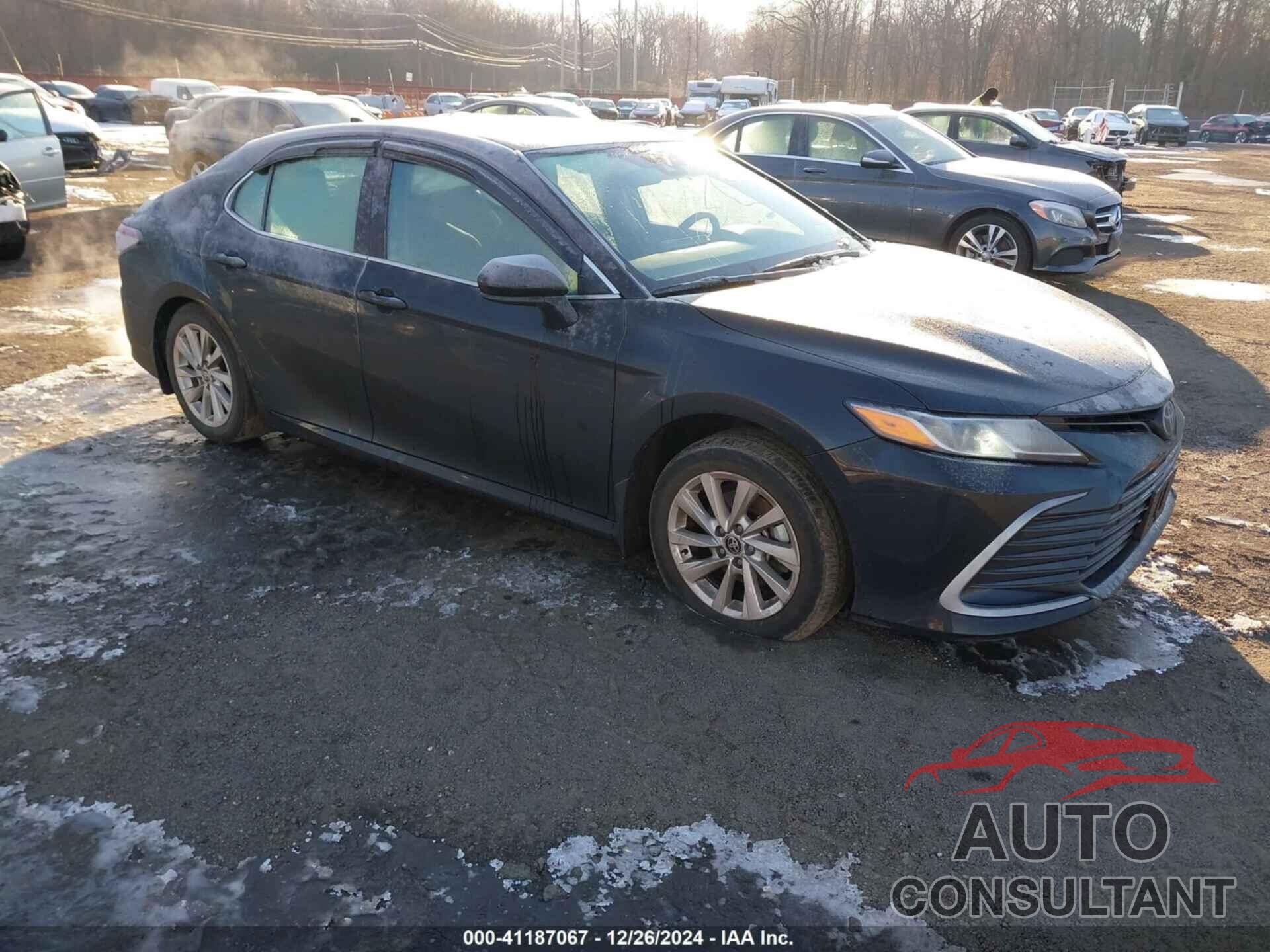 TOYOTA CAMRY 2024 - 4T1C11AK5RU843211