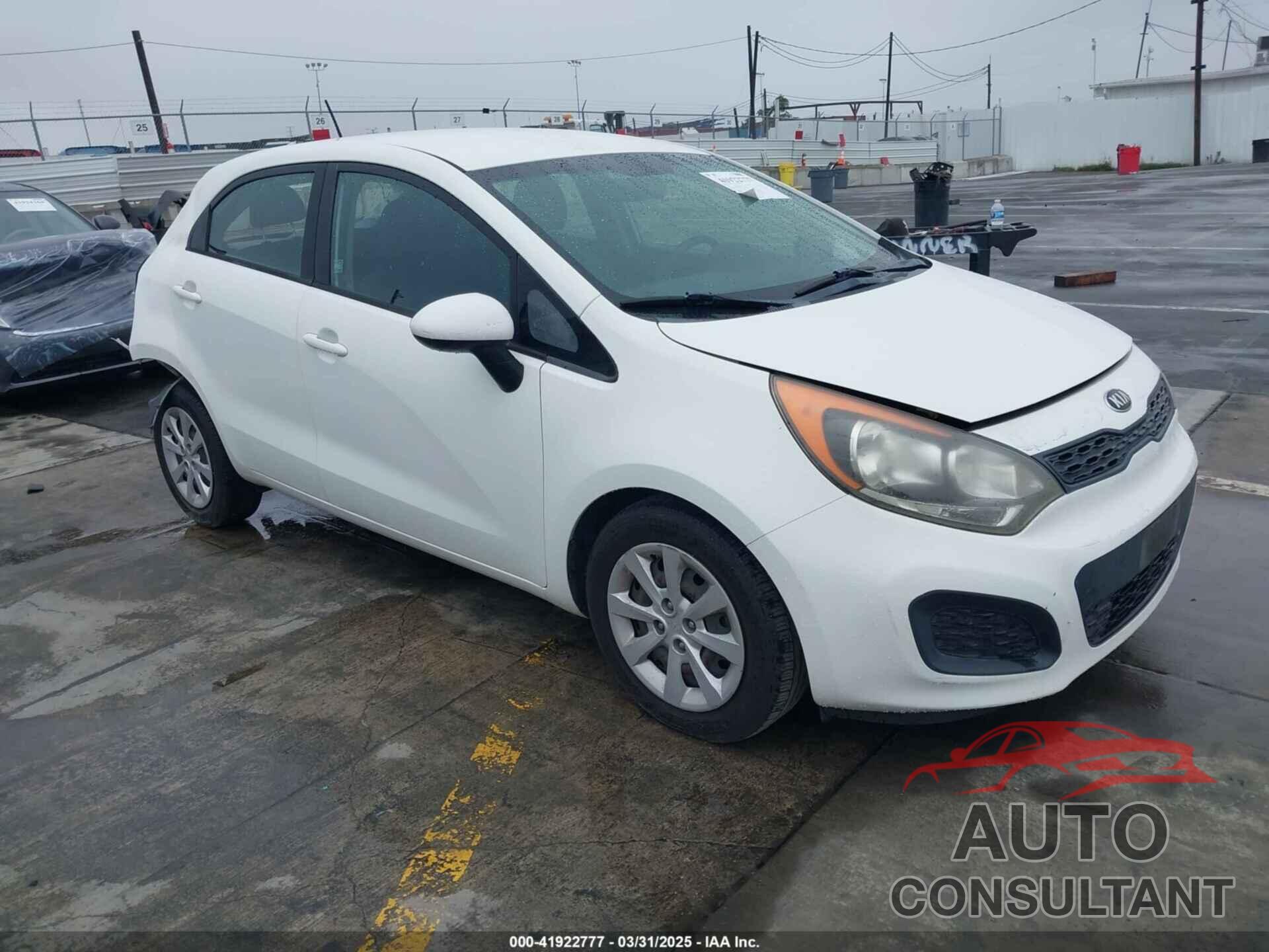 KIA RIO 2014 - KNADM5A37E6414387