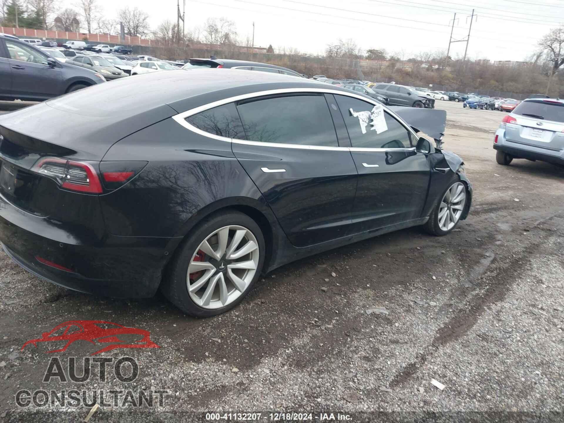 TESLA MODEL 3 2018 - 5YJ3E1EA2JF046910
