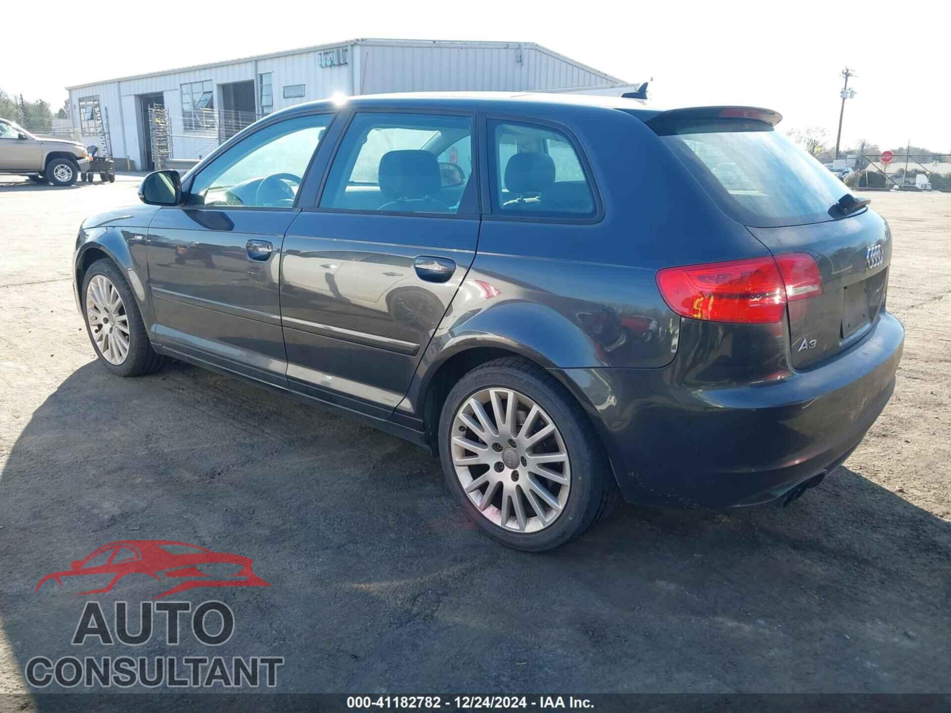 AUDI A3 2010 - WAUMFAFM1AA007287