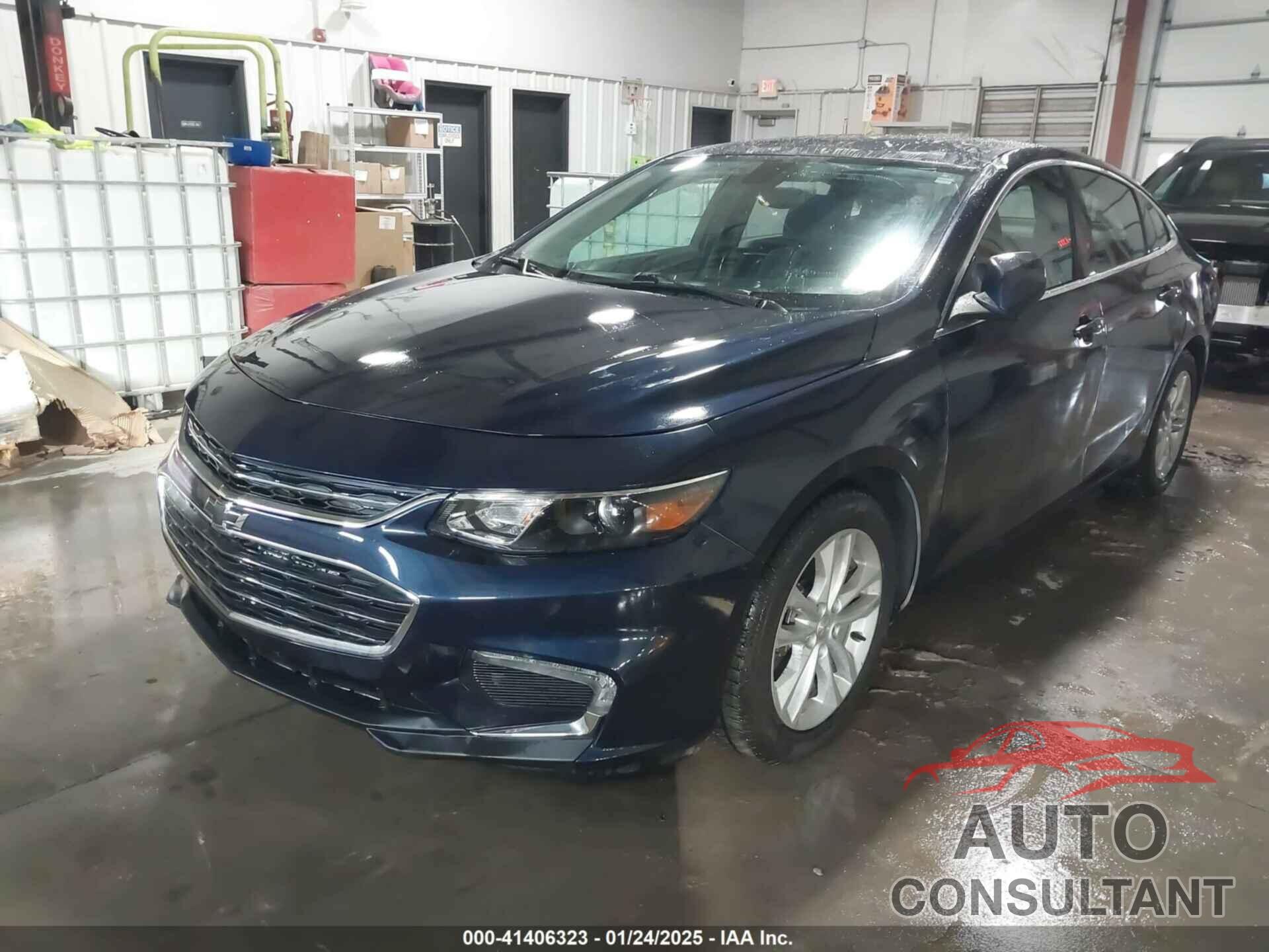 CHEVROLET MALIBU 2017 - 1G1ZE5ST5HF137689