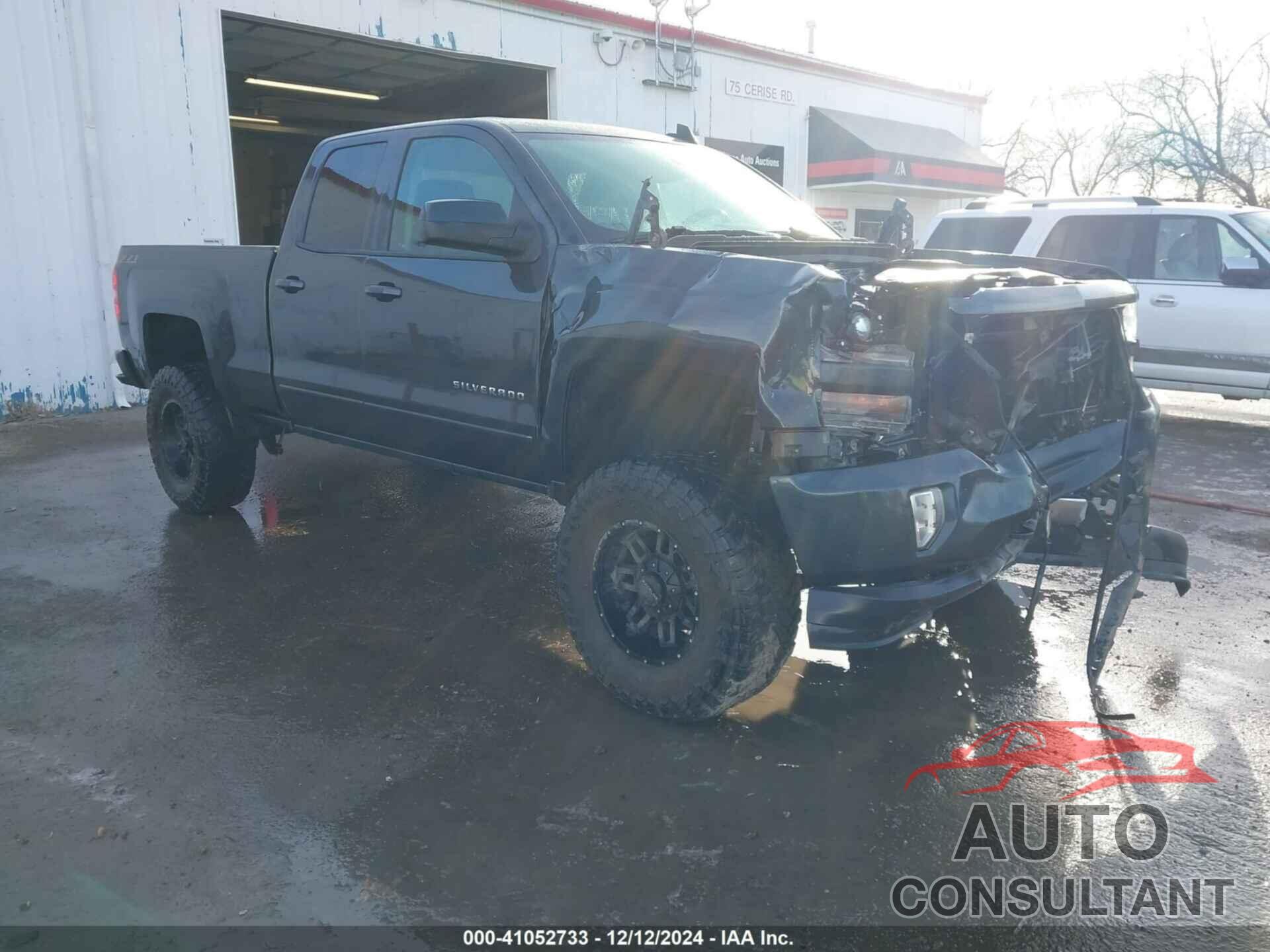 CHEVROLET SILVERADO 1500 2018 - 1GCVKREC5JZ317986