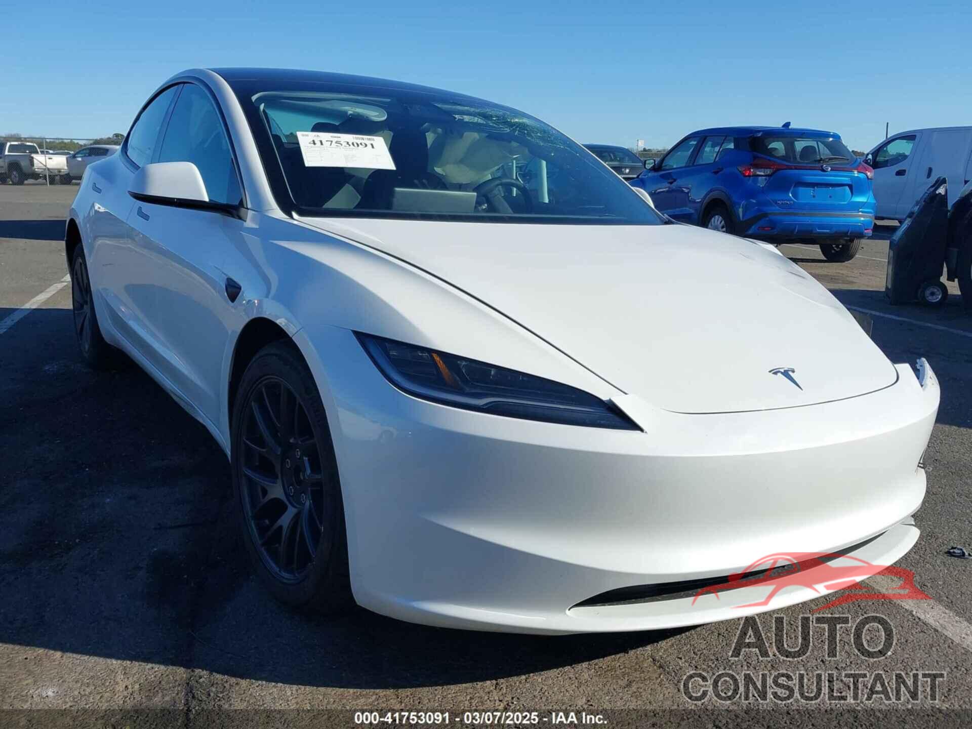 TESLA MODEL 3 2025 - 5YJ3E1EB3SF911796
