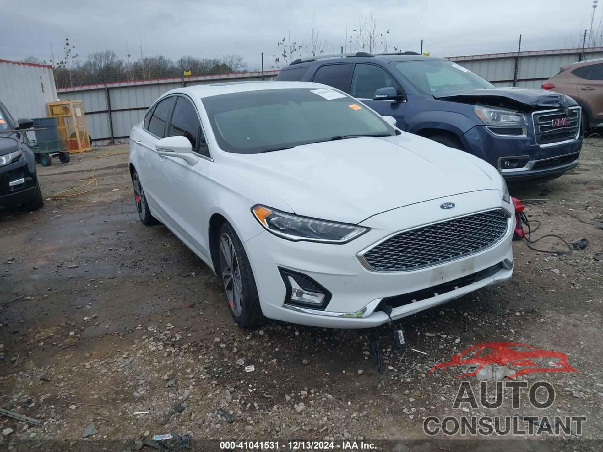 FORD FUSION 2019 - 3FA6P0D9XKR139592