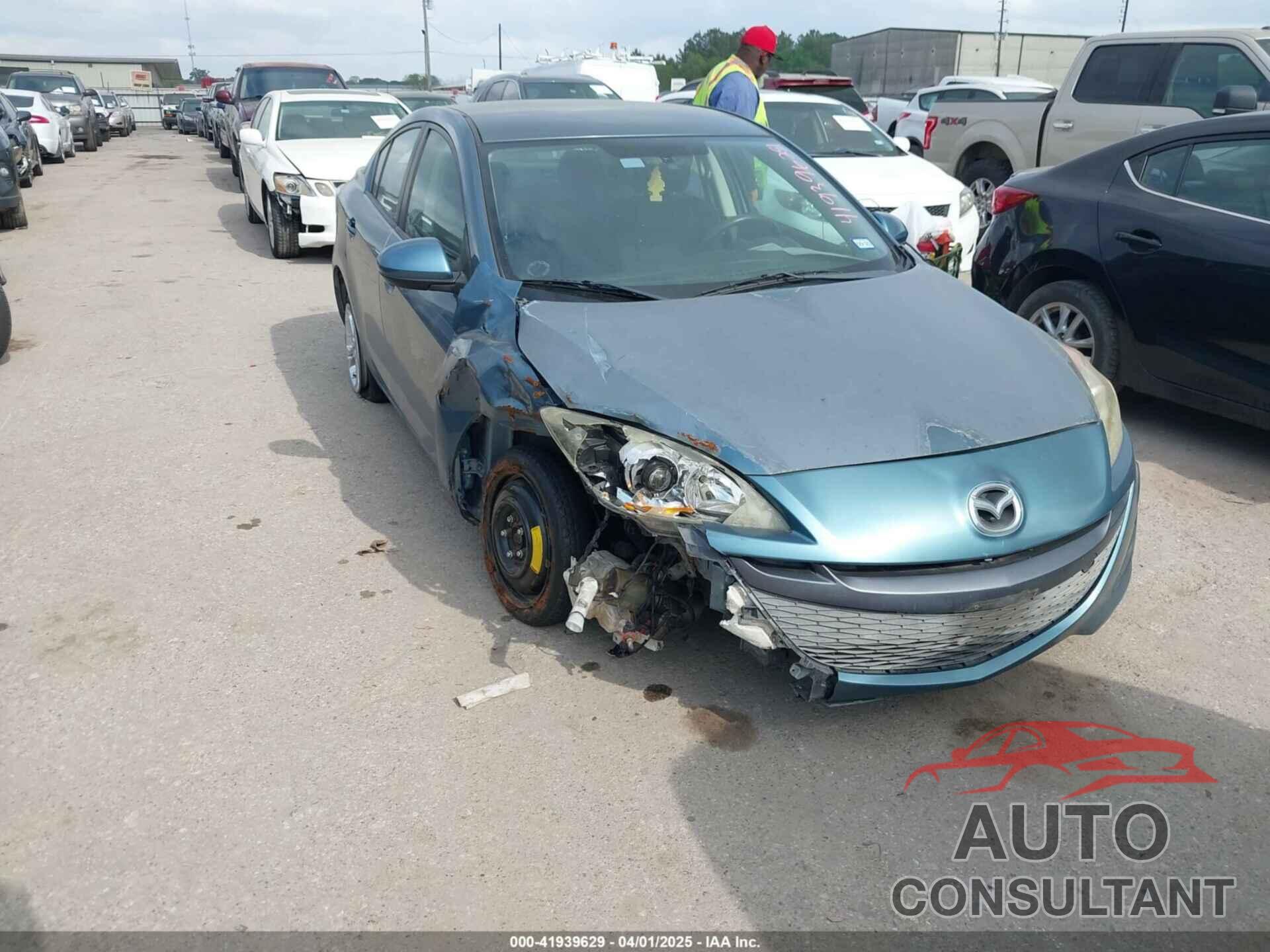 MAZDA MAZDA3 2011 - JM1BL1UF9B1410913