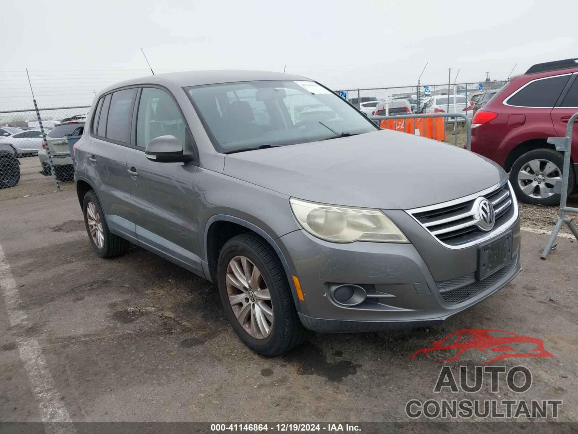 VOLKSWAGEN TIGUAN 2010 - WVGAV7AX7AW000968