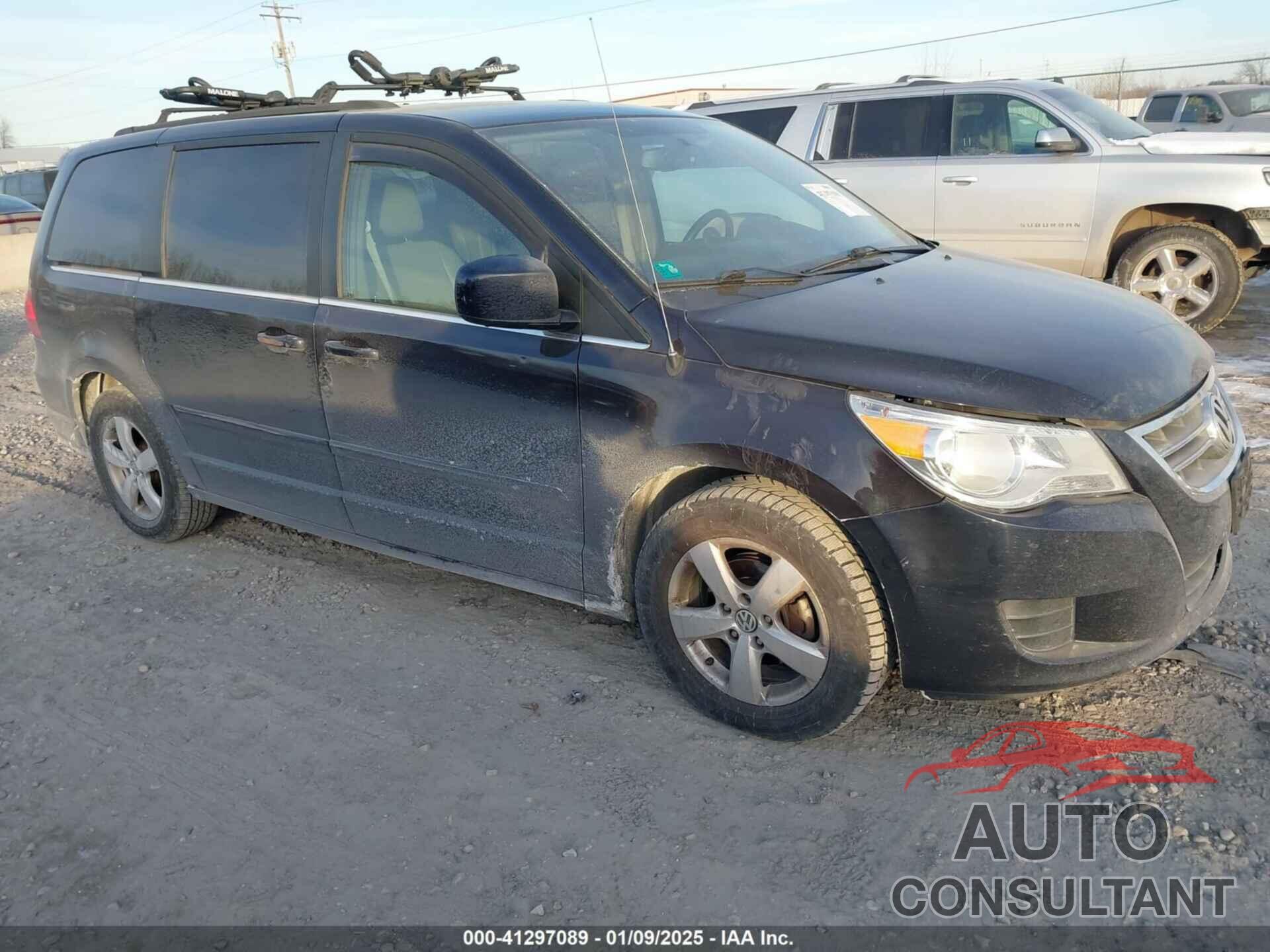 VOLKSWAGEN ROUTAN 2011 - 2V4RW3DG7BR634225
