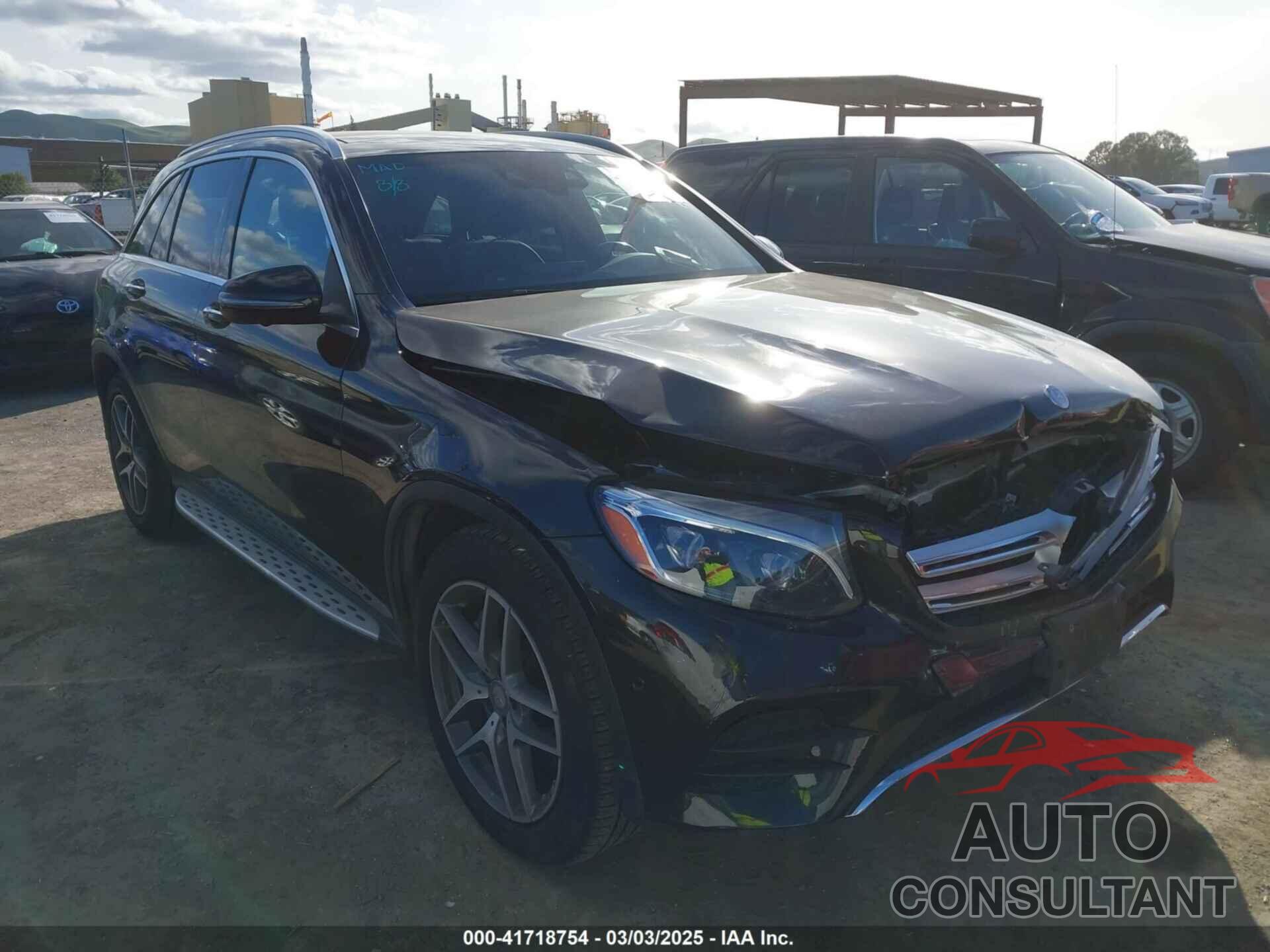 MERCEDES-BENZ GLC 300 2016 - WDC0G4KBXGF054411
