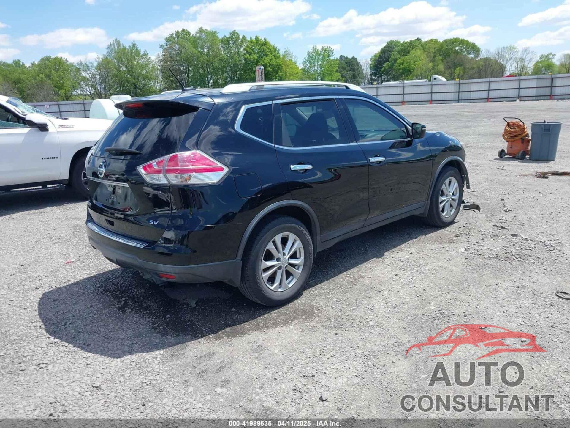 NISSAN ROGUE 2015 - KNMAT2MT9FP518748