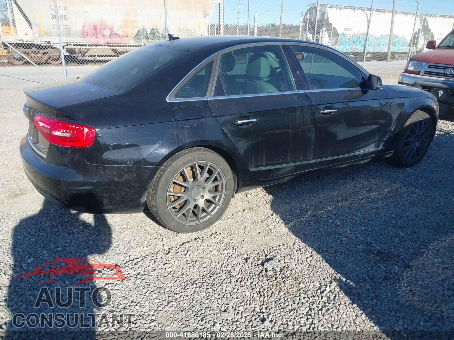 AUDI A4 2013 - WAUDFAFL1DN042240
