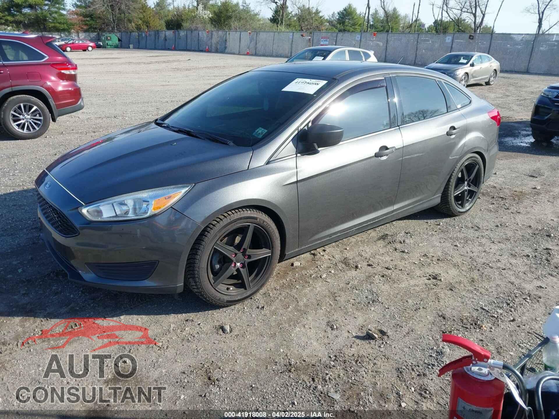 FORD FOCUS 2016 - 1FADP3E27GL240895