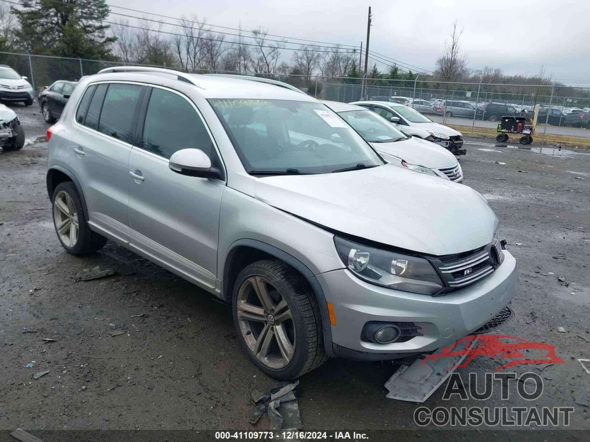 VOLKSWAGEN TIGUAN 2016 - WVGAV7AX5GW025022