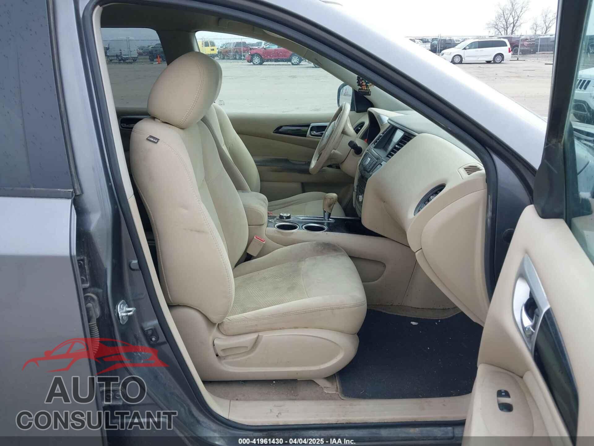 NISSAN PATHFINDER 2015 - 5N1AR2MMXFC687283