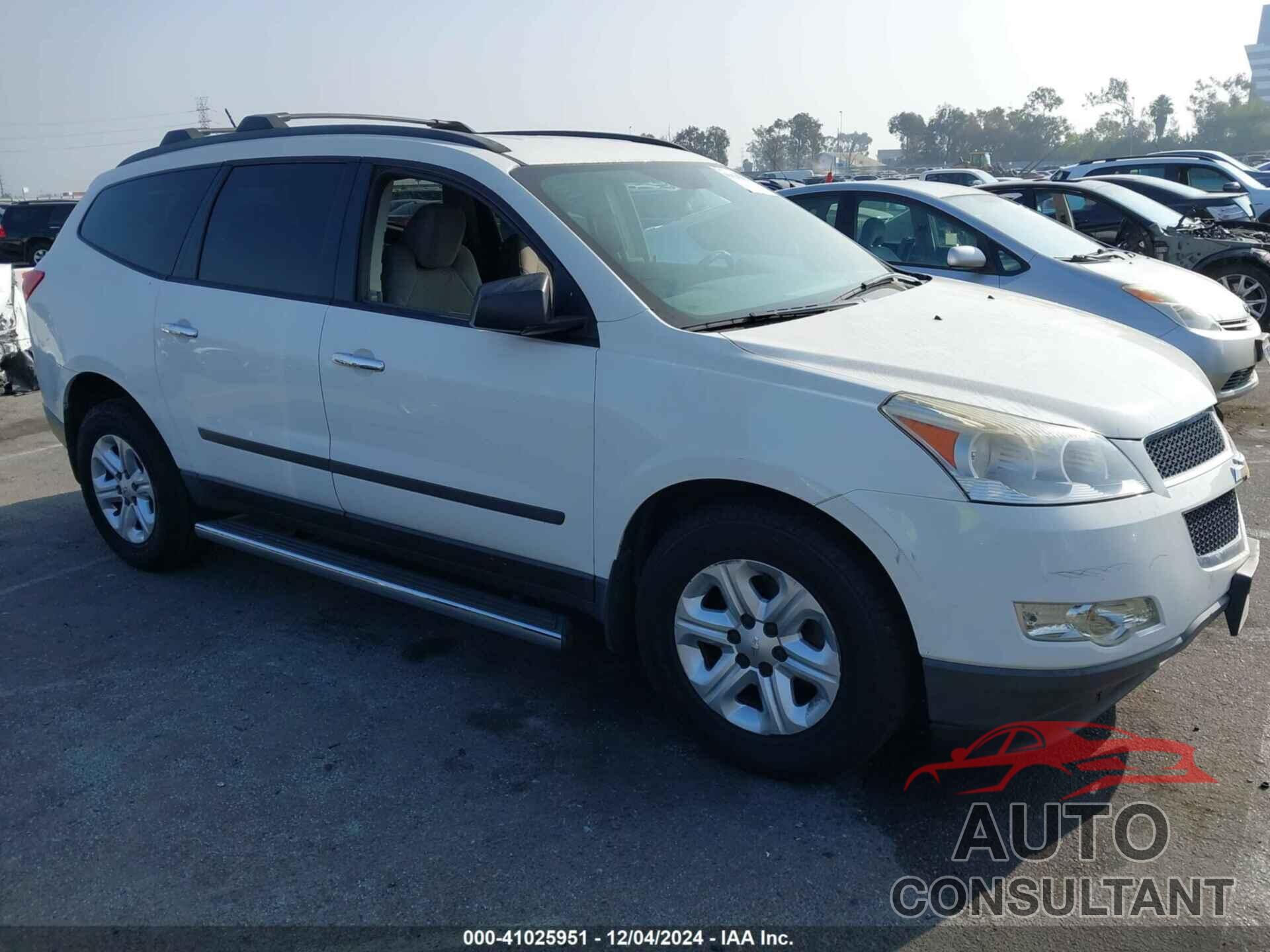 CHEVROLET TRAVERSE 2012 - 1GNKRFEDXCJ330151