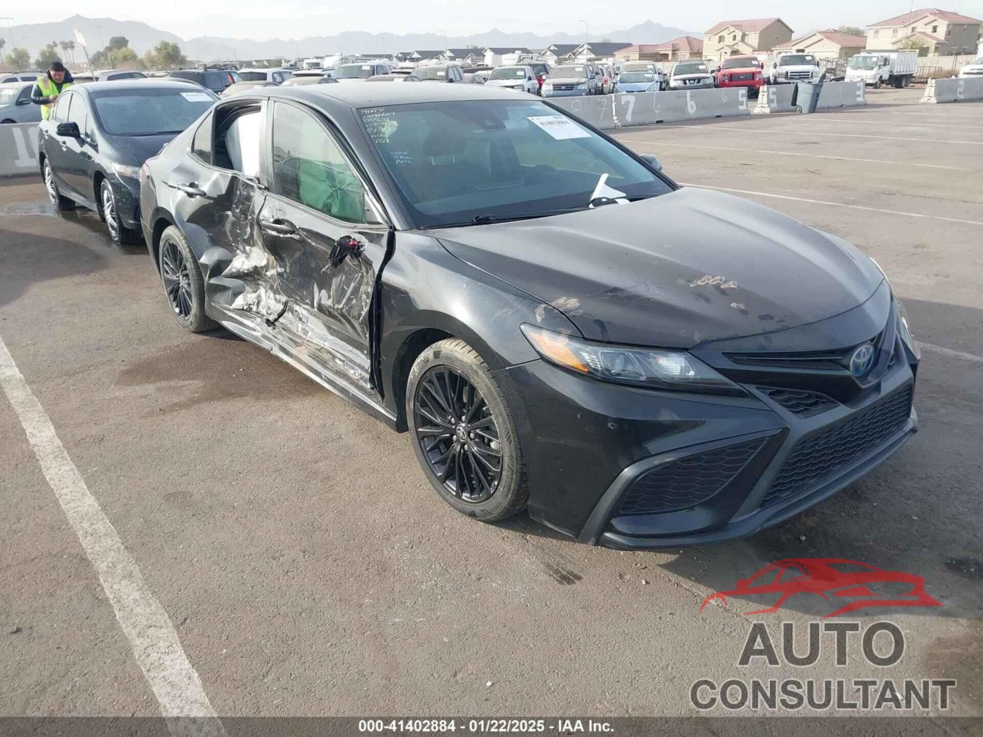 TOYOTA CAMRY 2022 - 4T1T31AK2NU039680
