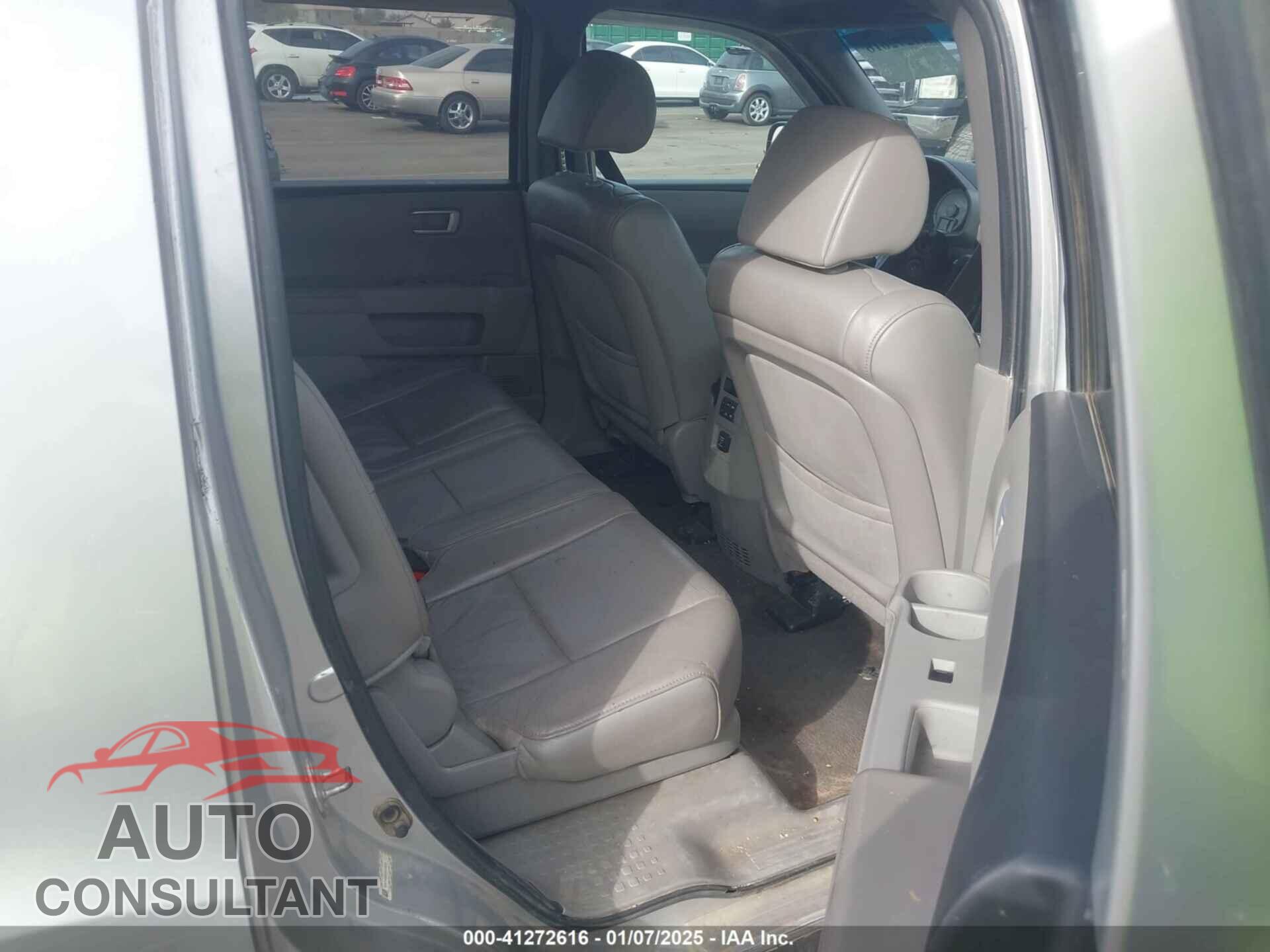 HONDA PILOT 2013 - 5FNYF4H56DB016932