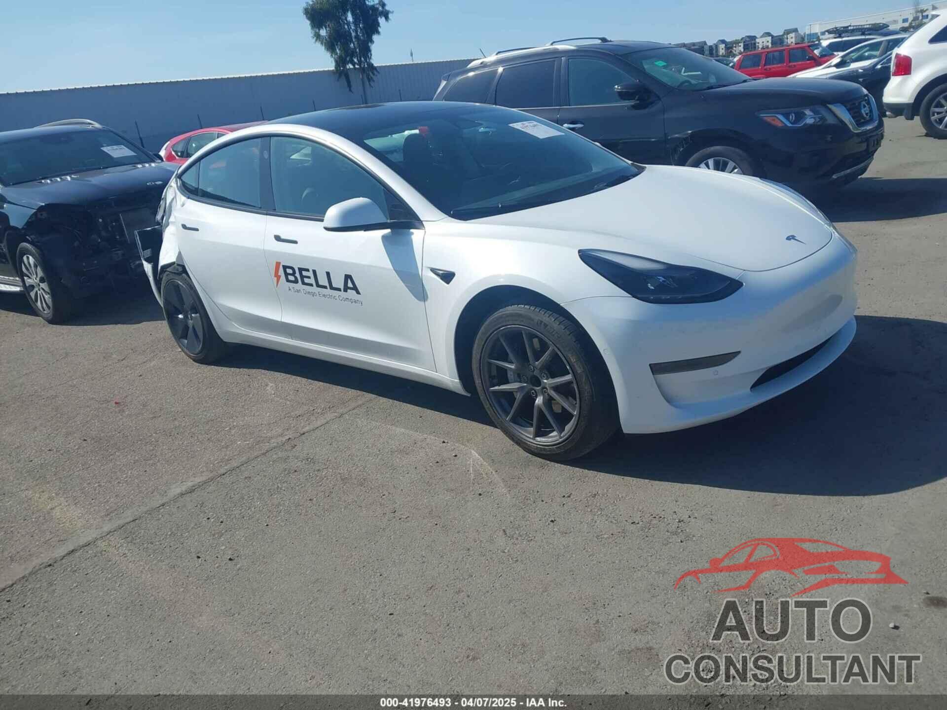 TESLA MODEL 3 2022 - 5YJ3E1EA2NF245817