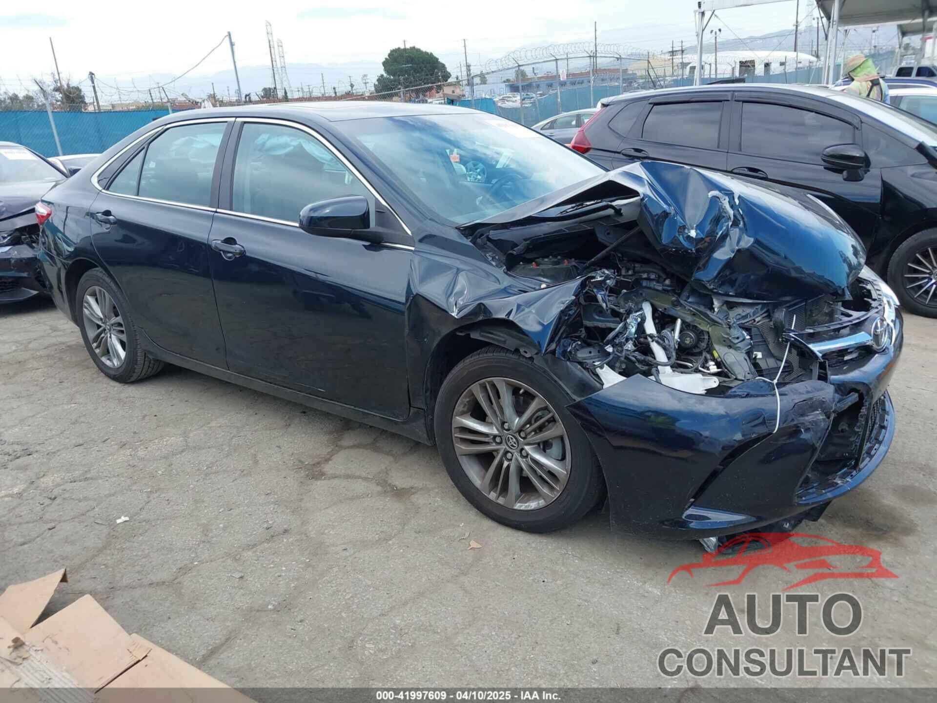 TOYOTA CAMRY 2016 - 4T1BF1FK2GU220857
